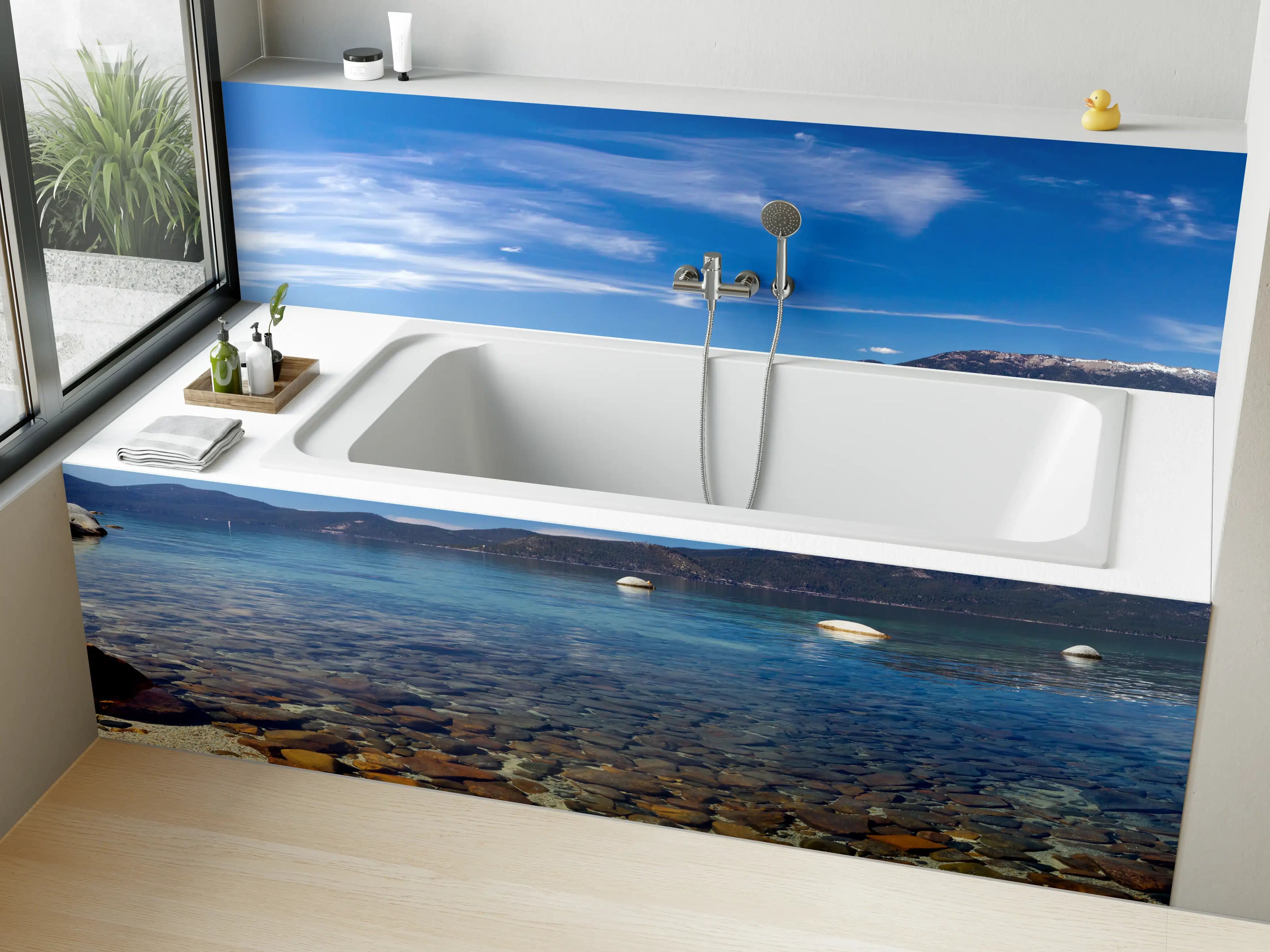 Badewannen-Rückwand - Bergsee mit klarer Wasseroberfläche unter wolkigem Himmel