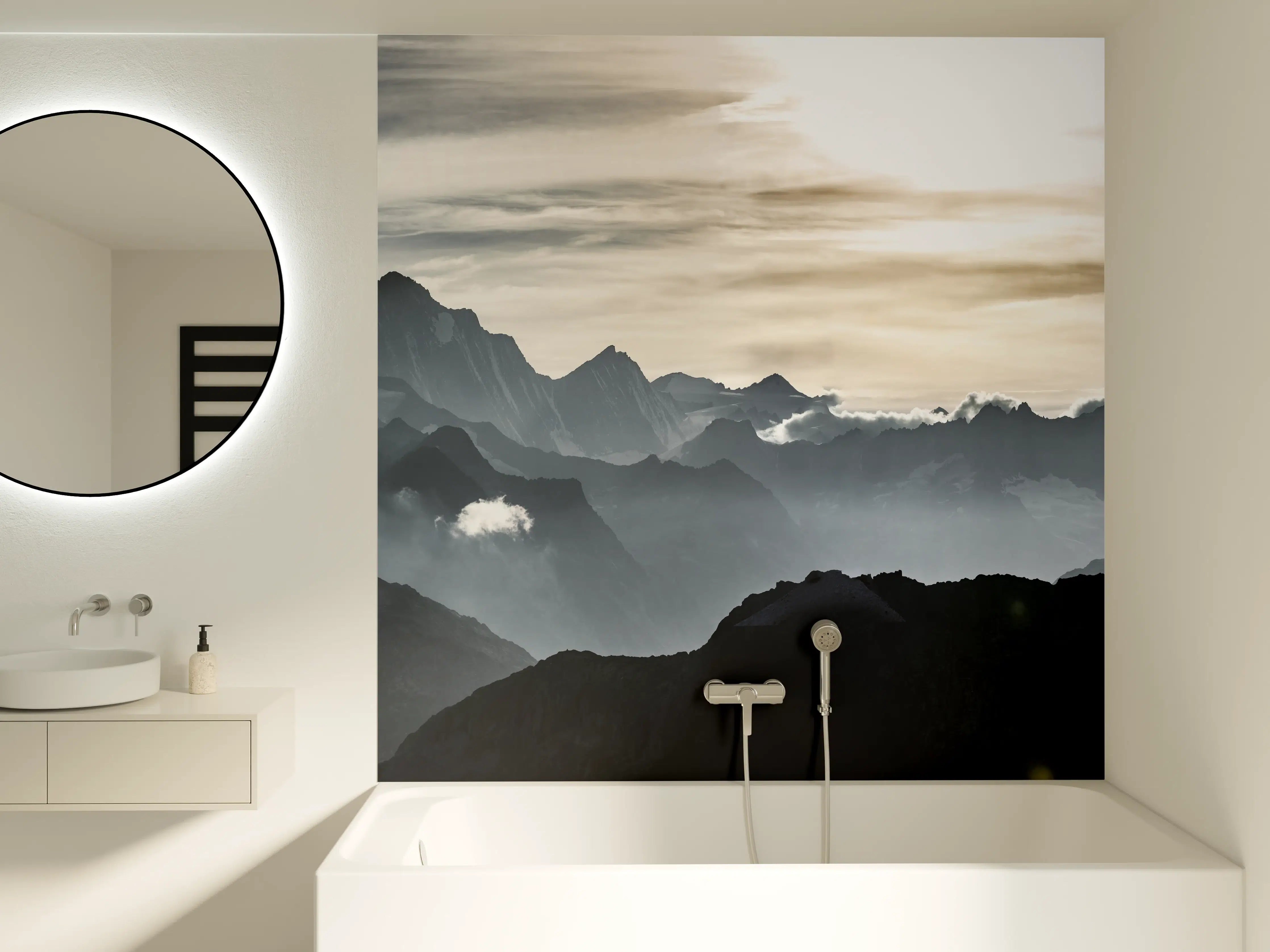 Badewannen-Rückwand - Bergsilhouette bei Sonnenuntergang