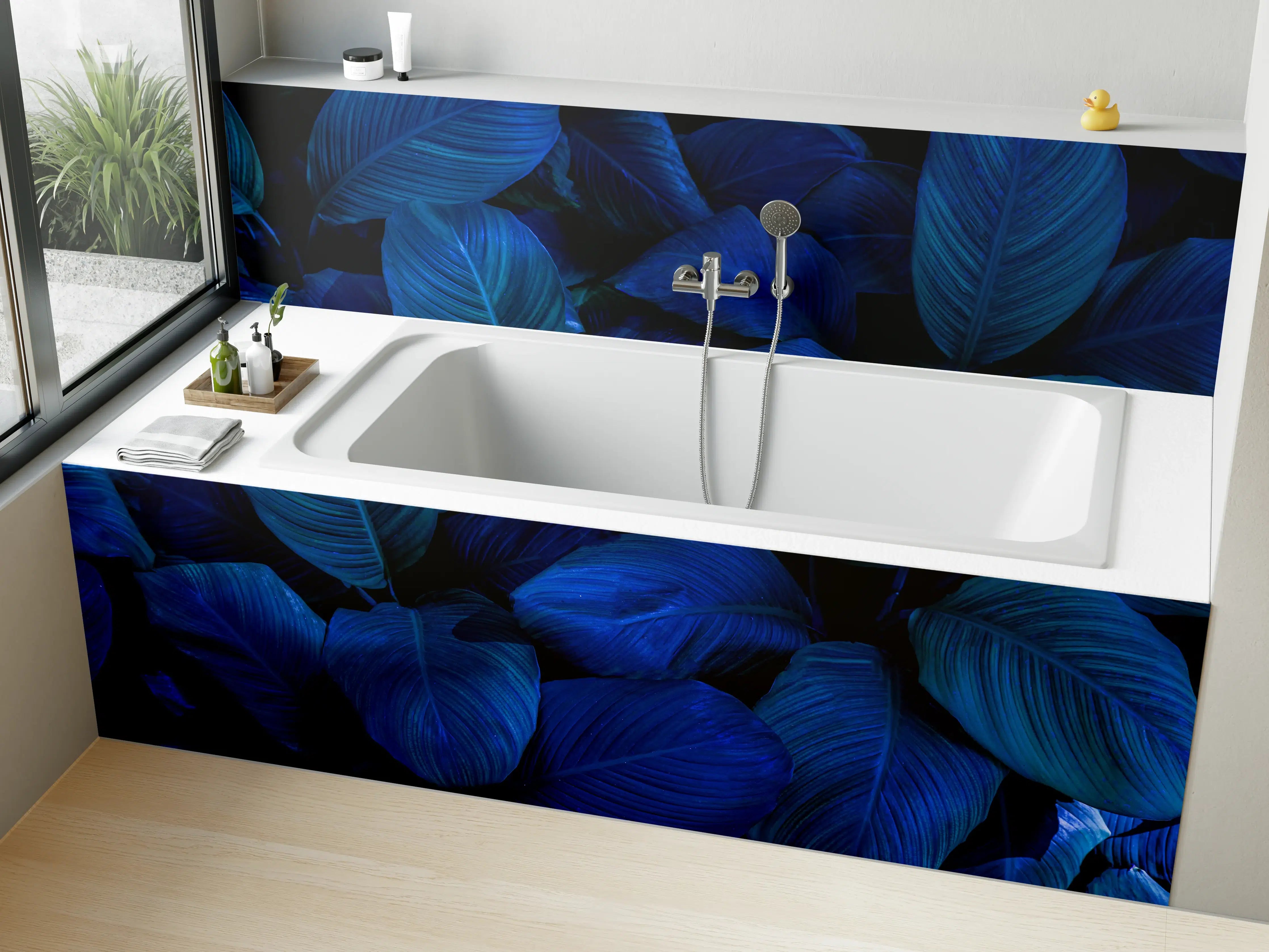 Badewannen-Rückwand - Bläuliche Blätter auf dunklem Hintergrund