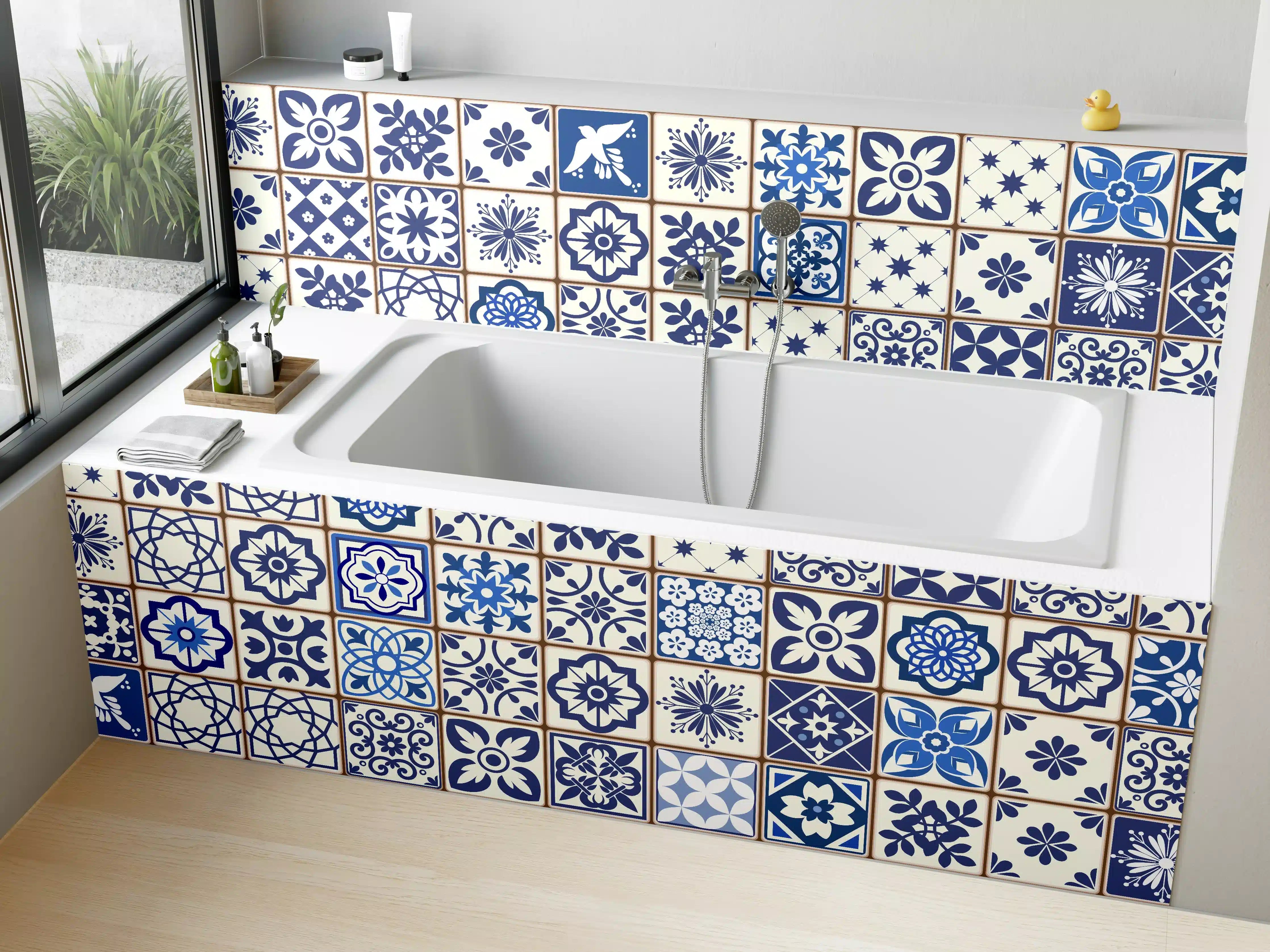 Badewannen-Rückwand - Blau-Weiße Fliesenmuster