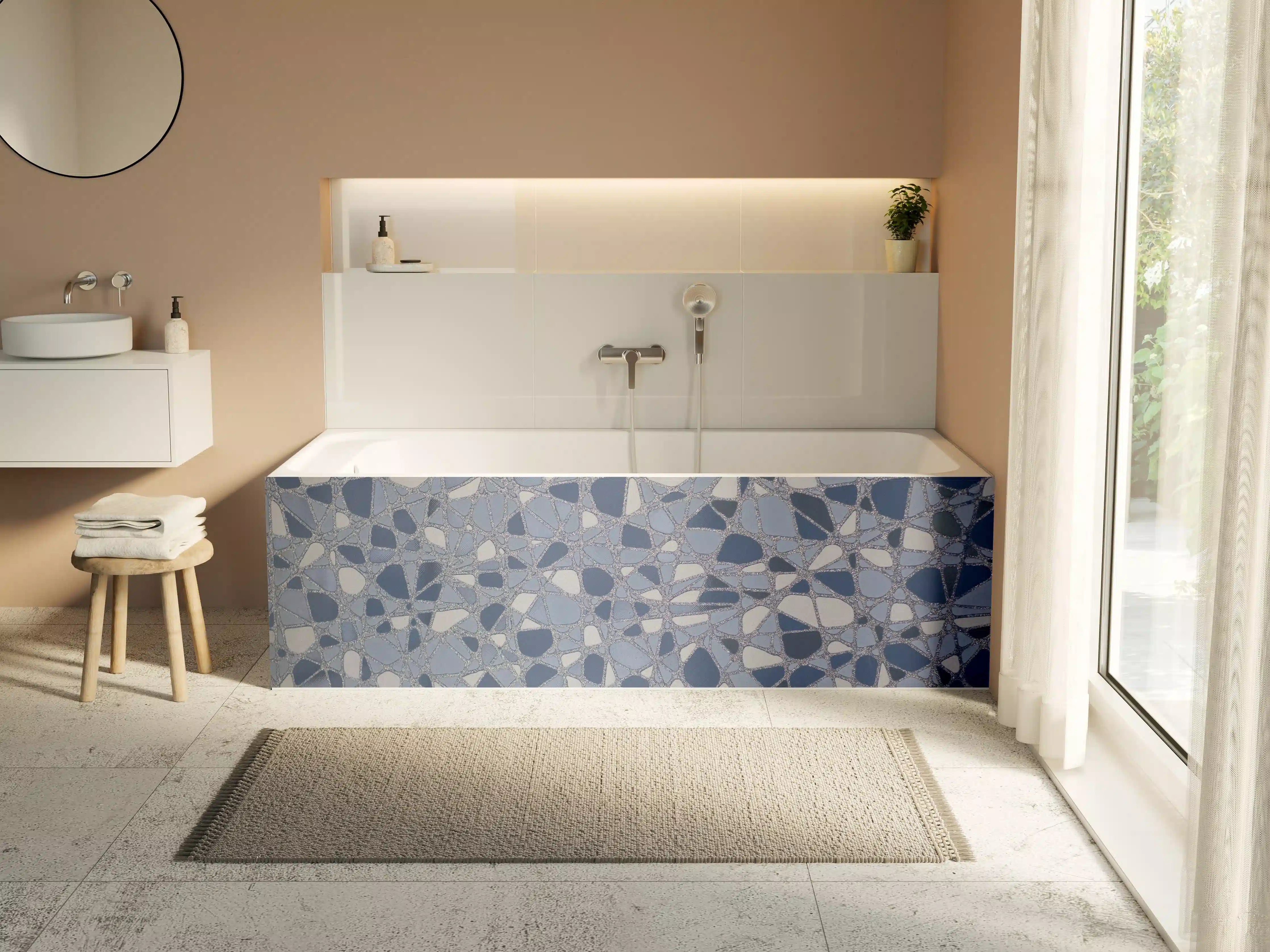 Badewannen-Rückwand - Blaue Mosaik-Textur mit Grau- und Blautönen