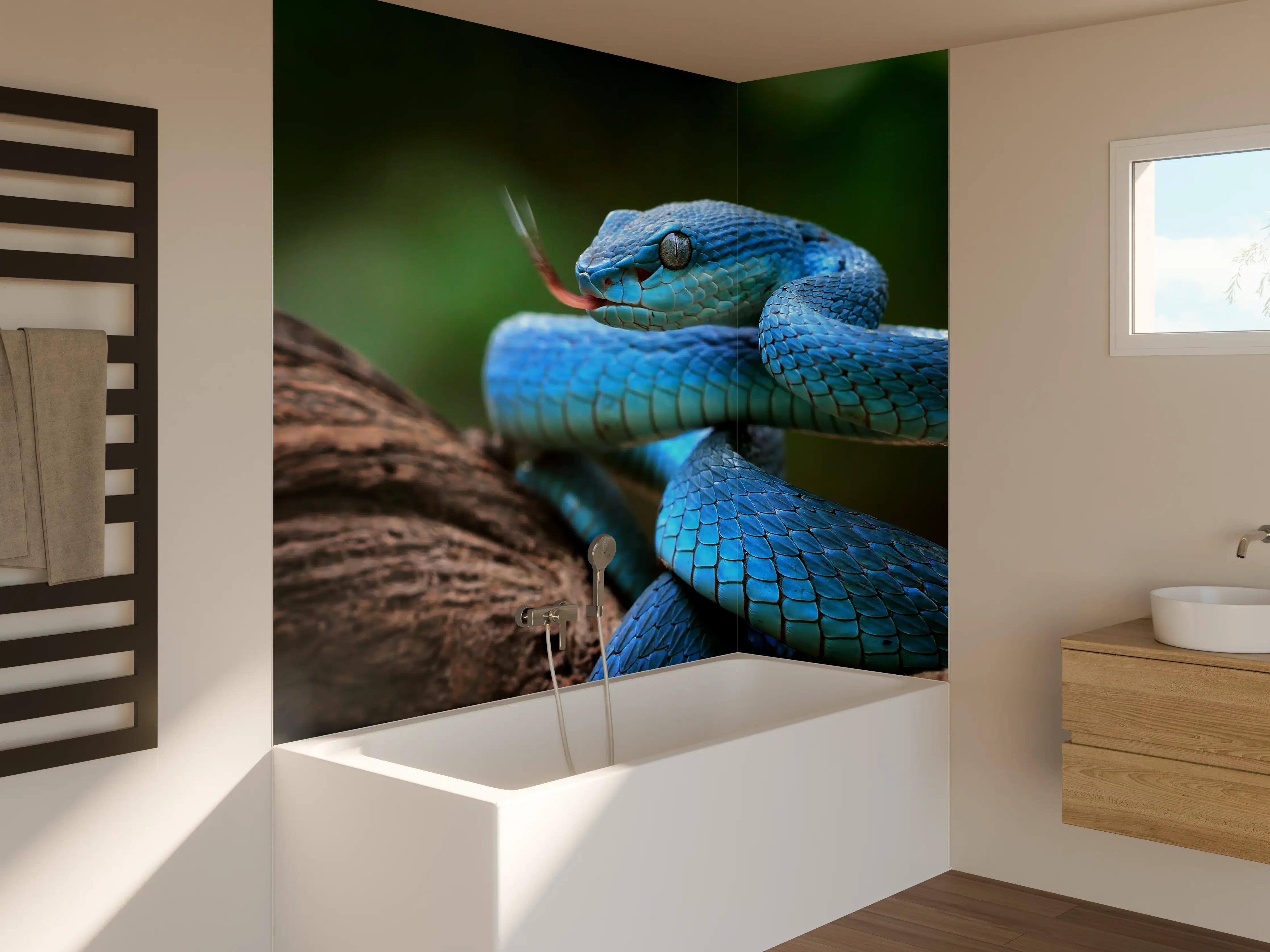 Badewannen-Rückwand - Blaue Viper Nahaufnahme