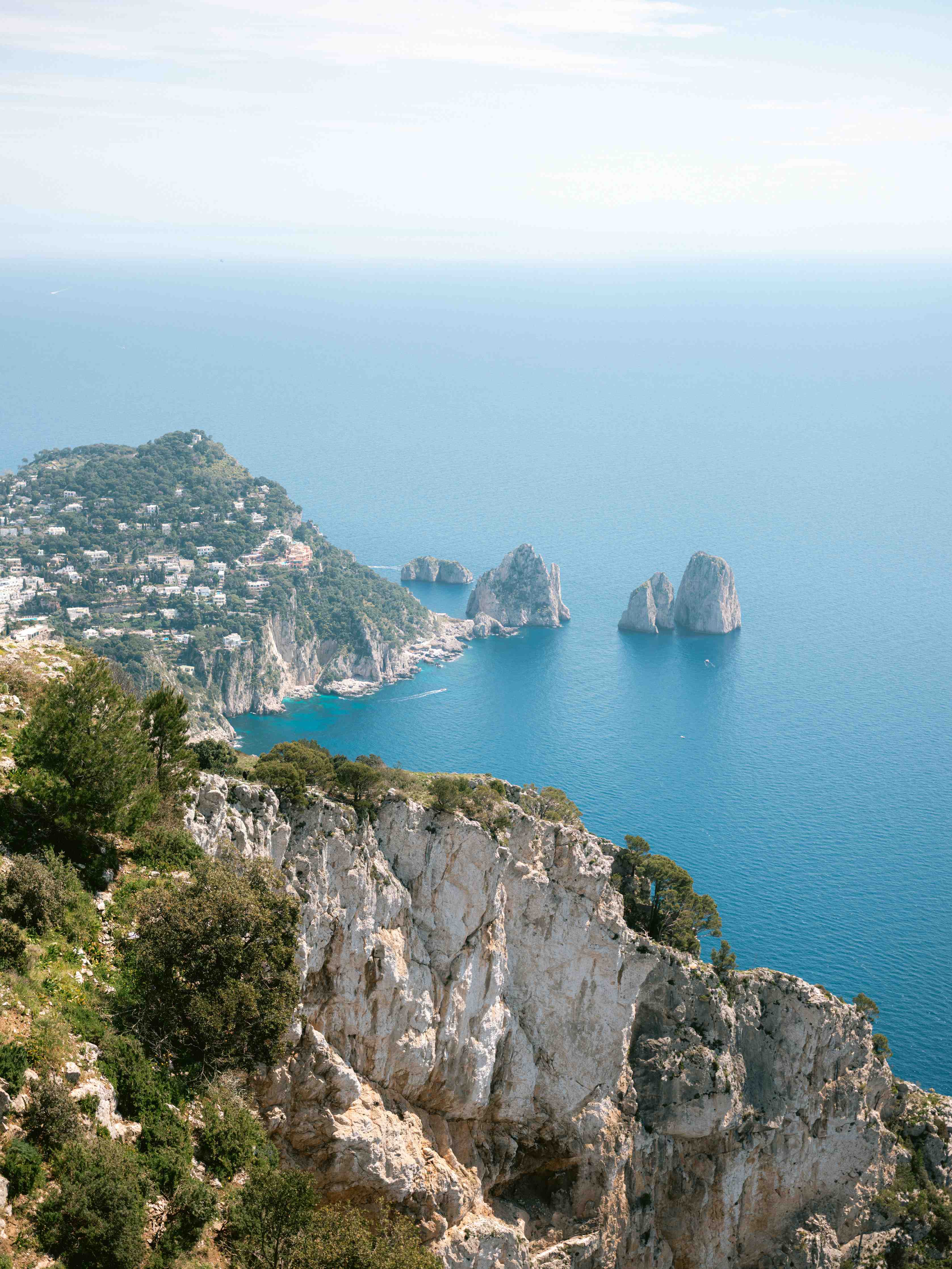 Badewannen-Rückwand-Blaues Meer an Italiens Küste