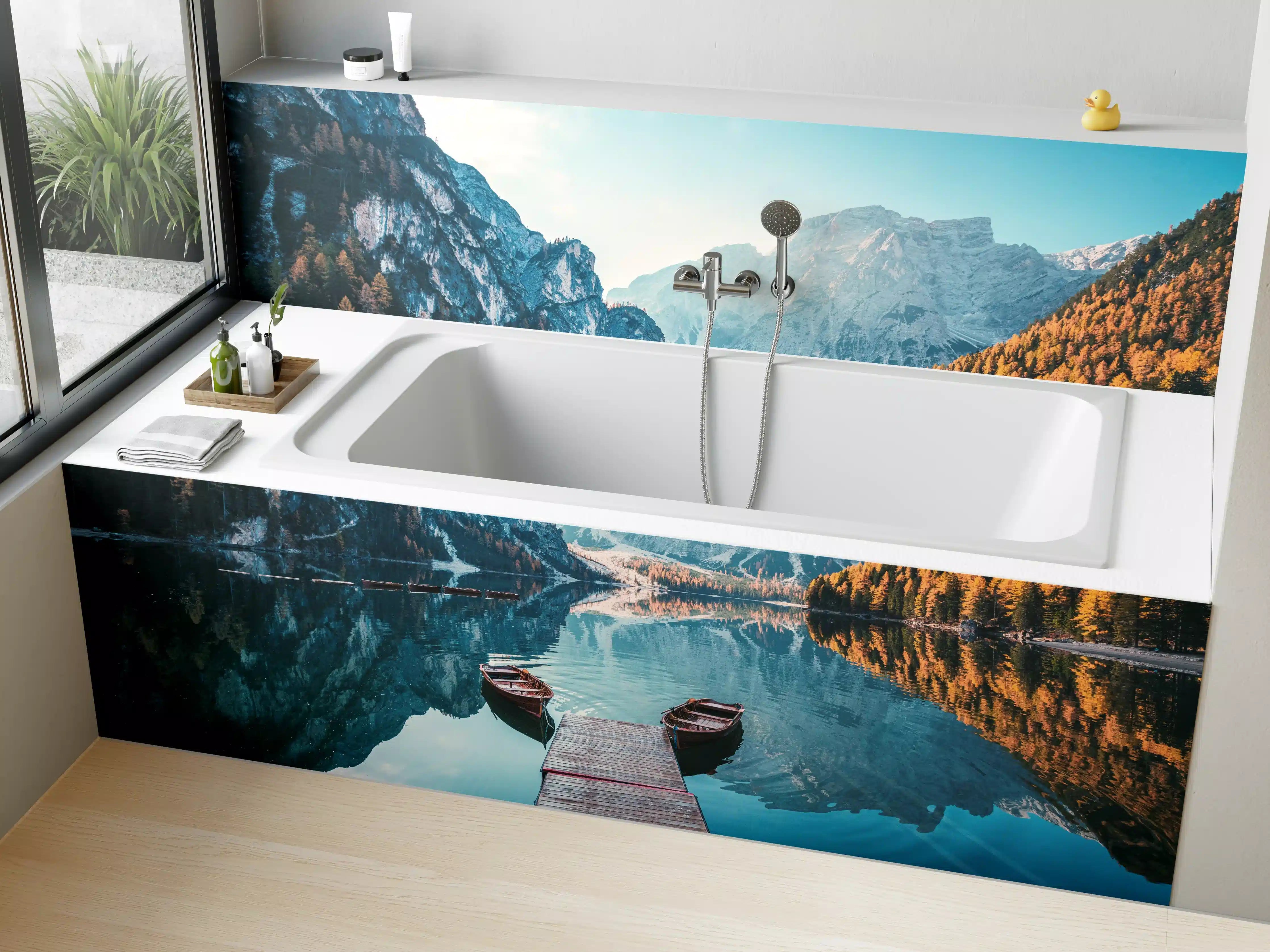 Badewannen-Rückwand - Boote auf dem Pragser Wildsee in den Dolomiten