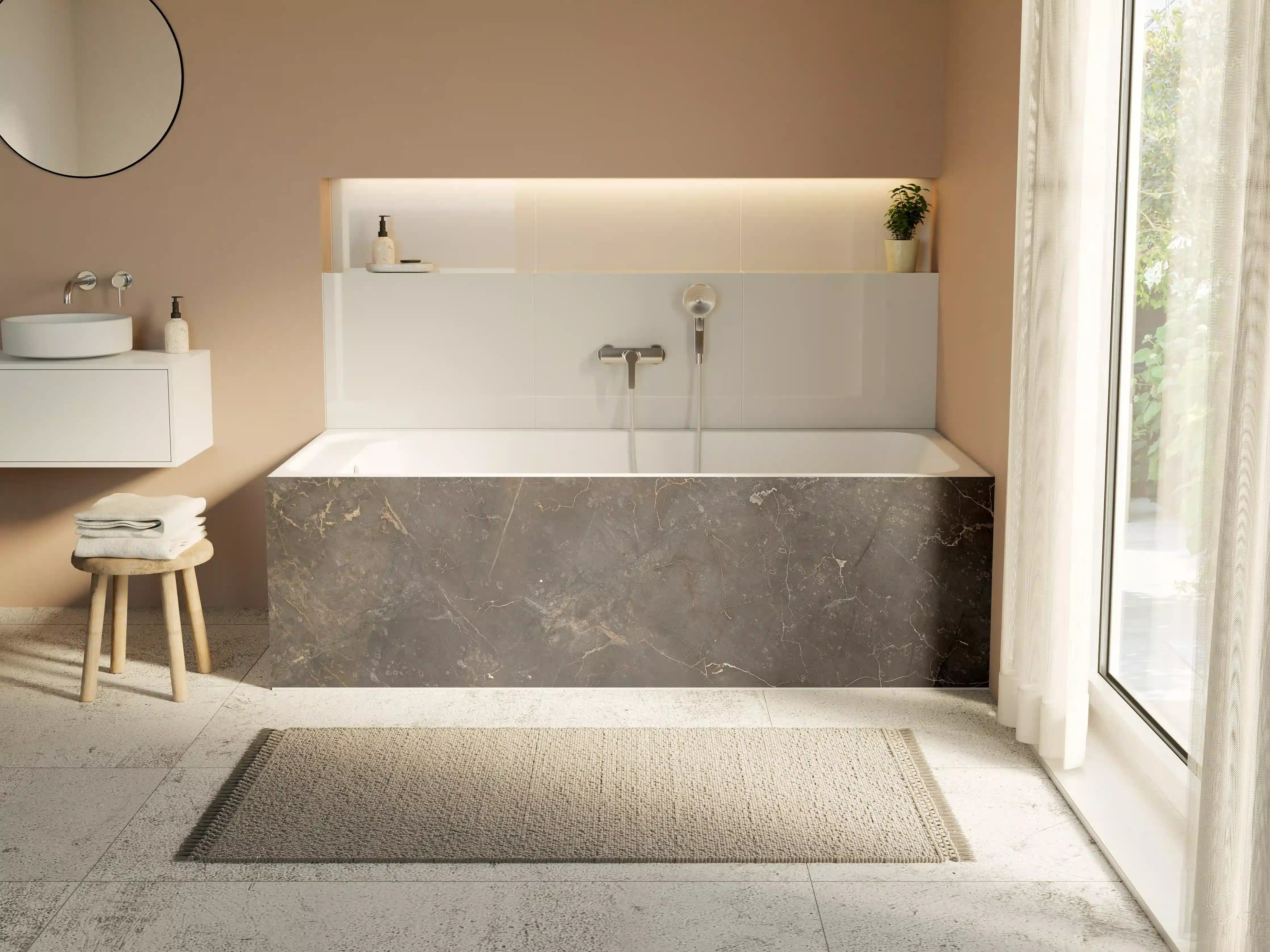 Badewannen-Rückwand - Braun-Grauer Marmor mit Adern