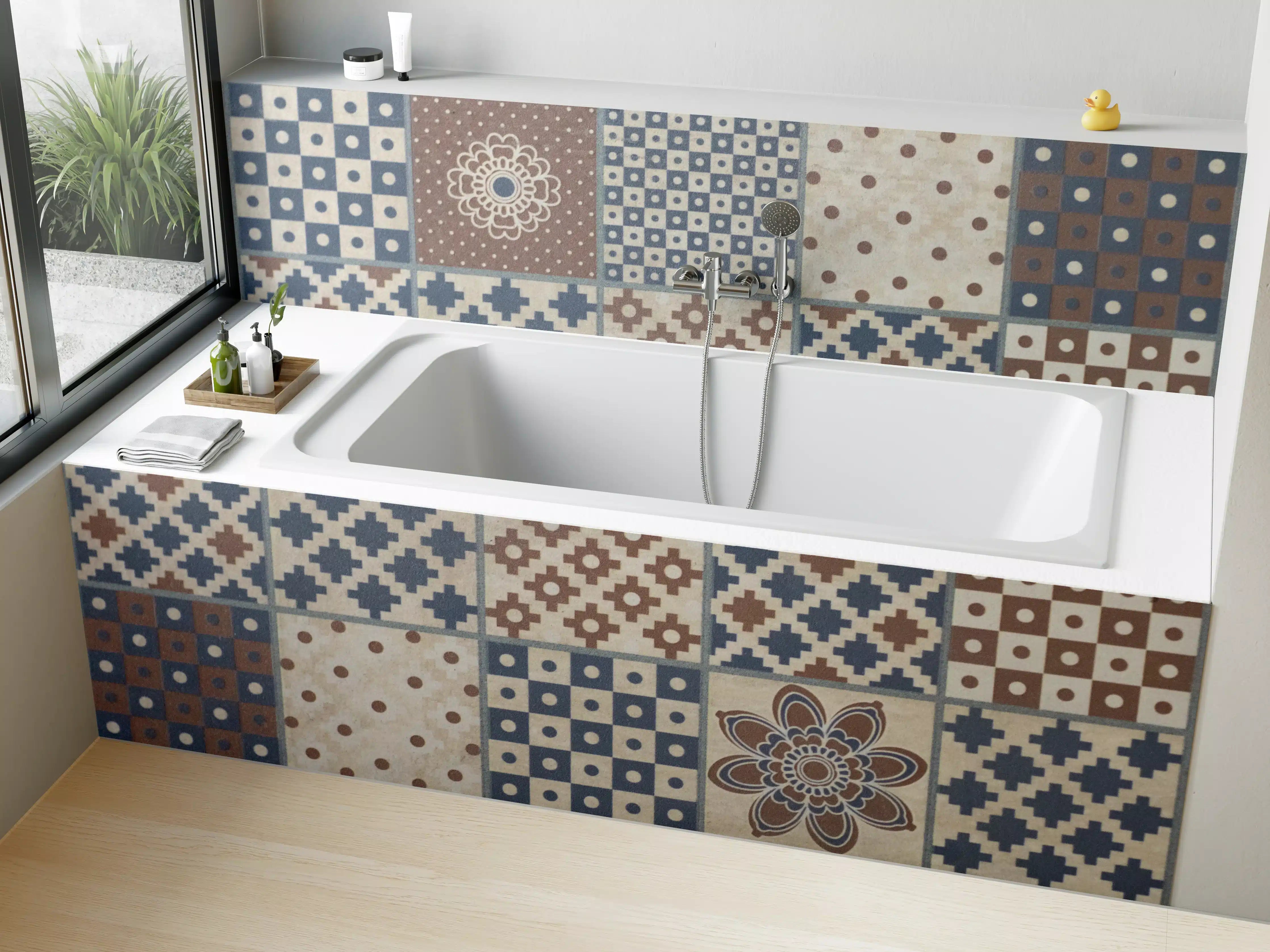 Badewannen-Rückwand - Bunte Fliesenmuster in Blau und Braun