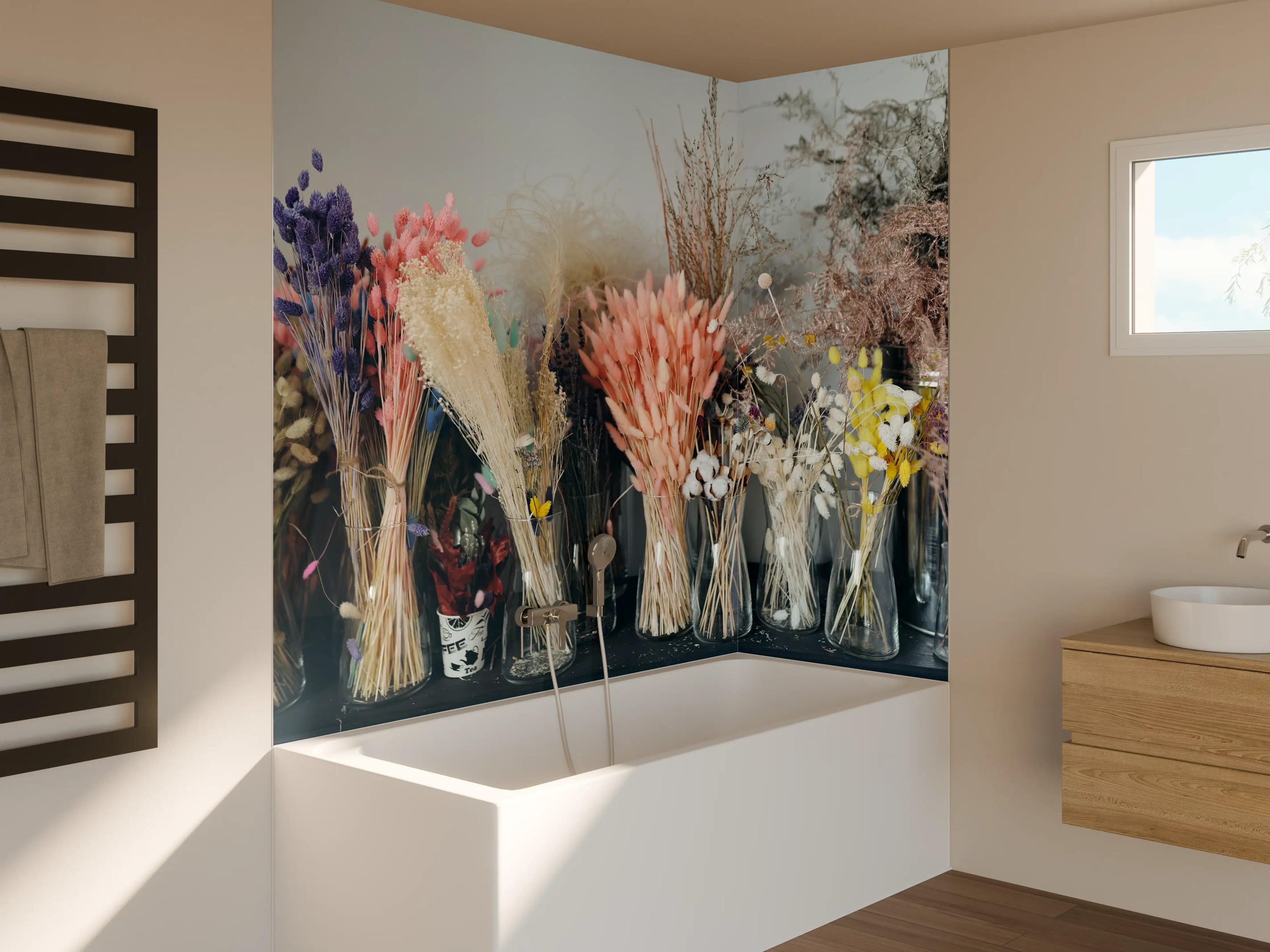 Badewannen-Rückwand - Bunte Trockenblumen im Regal