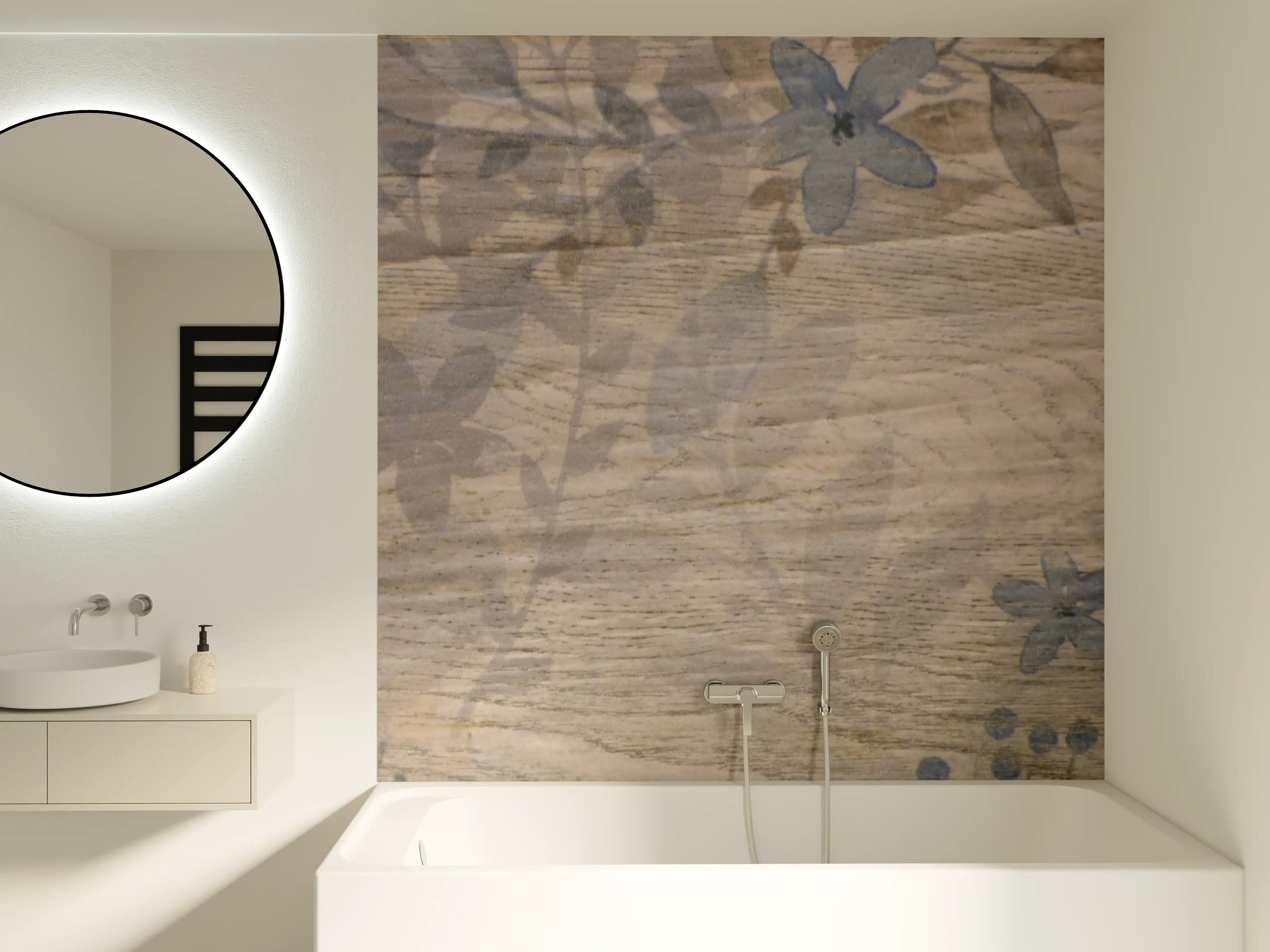 Badewannen-Rückwand - Dezenter Holzdesign mit floralen Akzenten