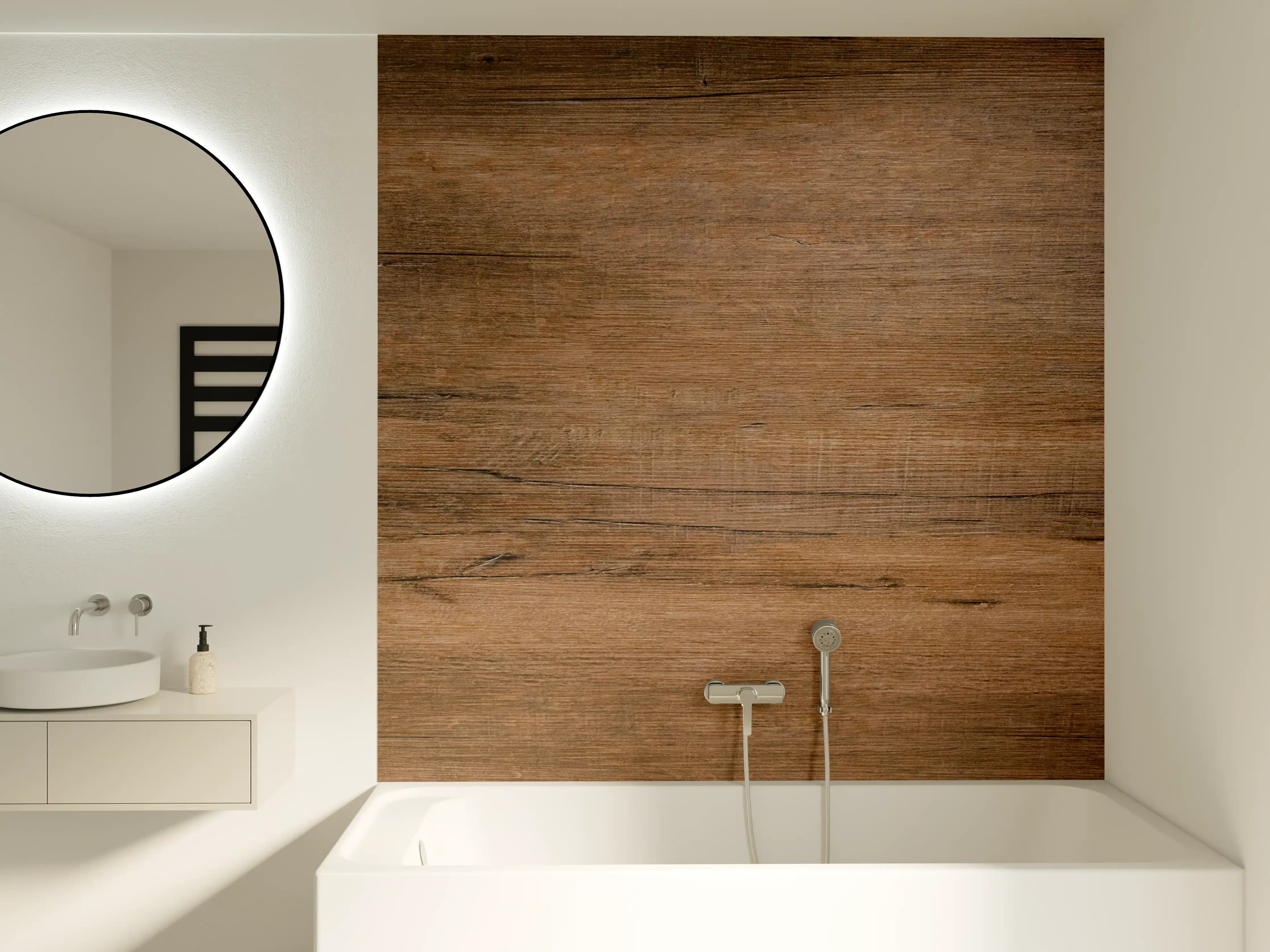 Badewannen-Rückwand - Dunkelbraune Holzplatte