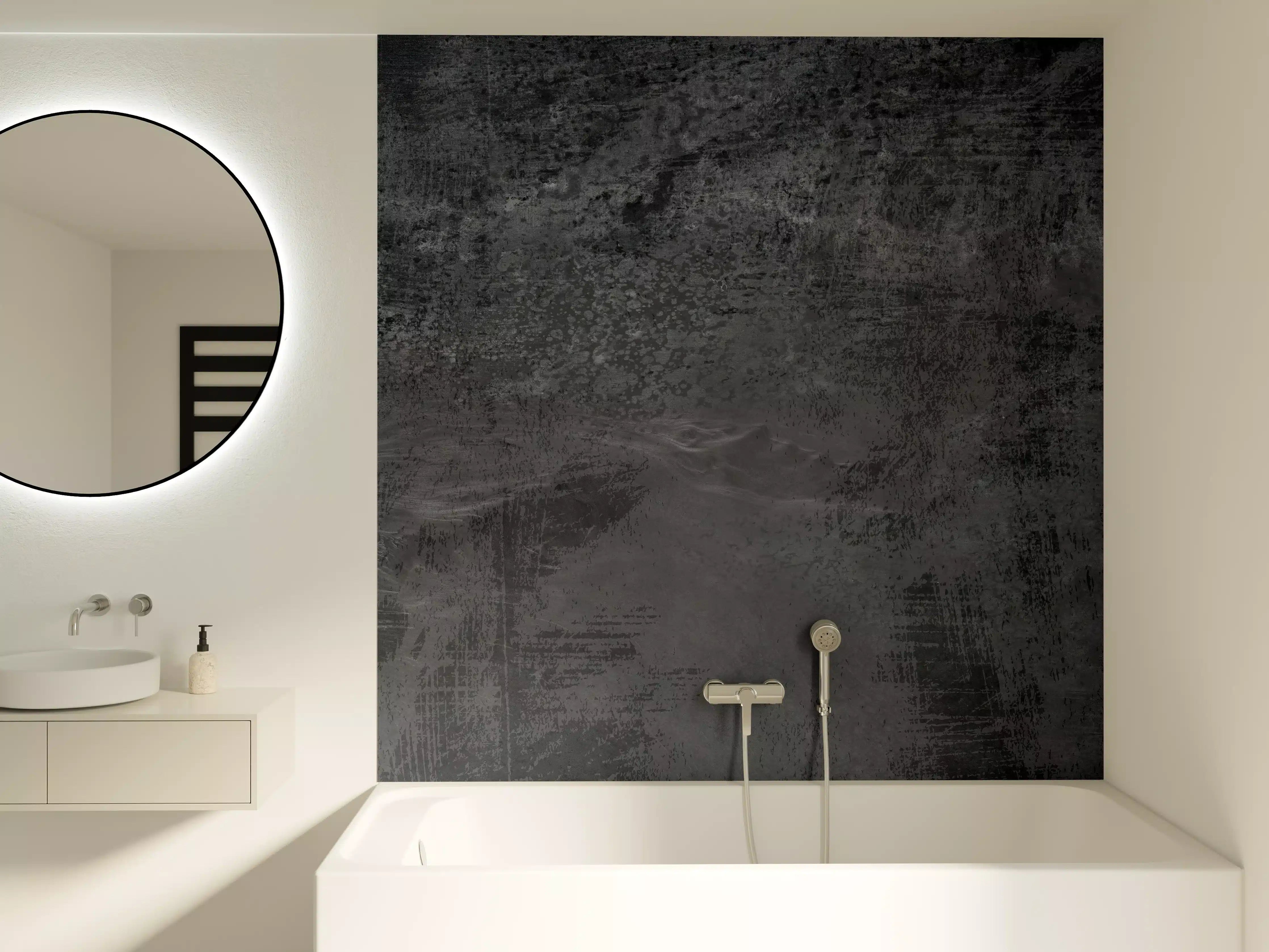 Badewannen-Rückwand - Dunkelgrauer Zement-Hintergrund