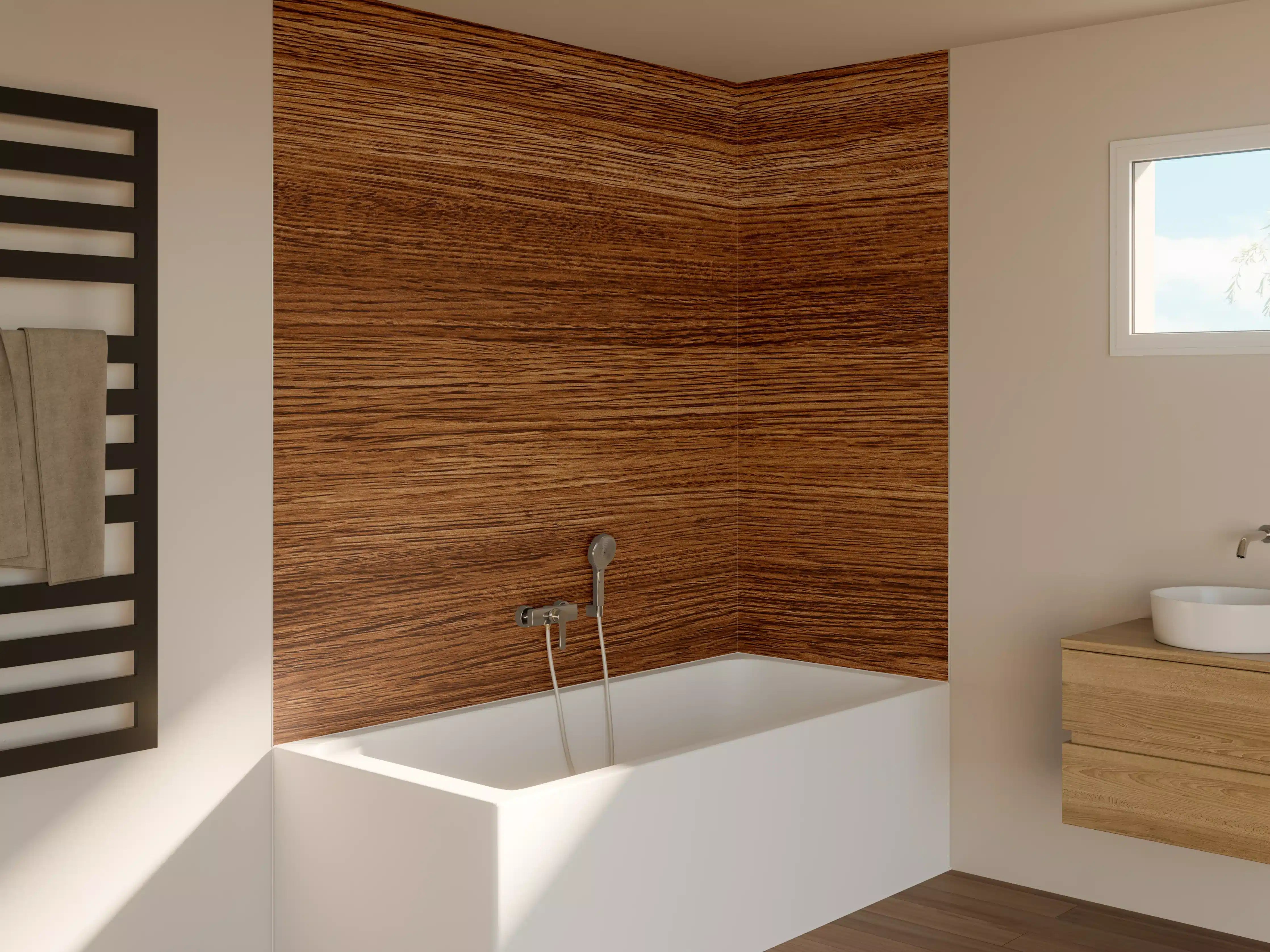 Badewannen-Rückwand - Dunkle Holzwand mit Streifenmuster