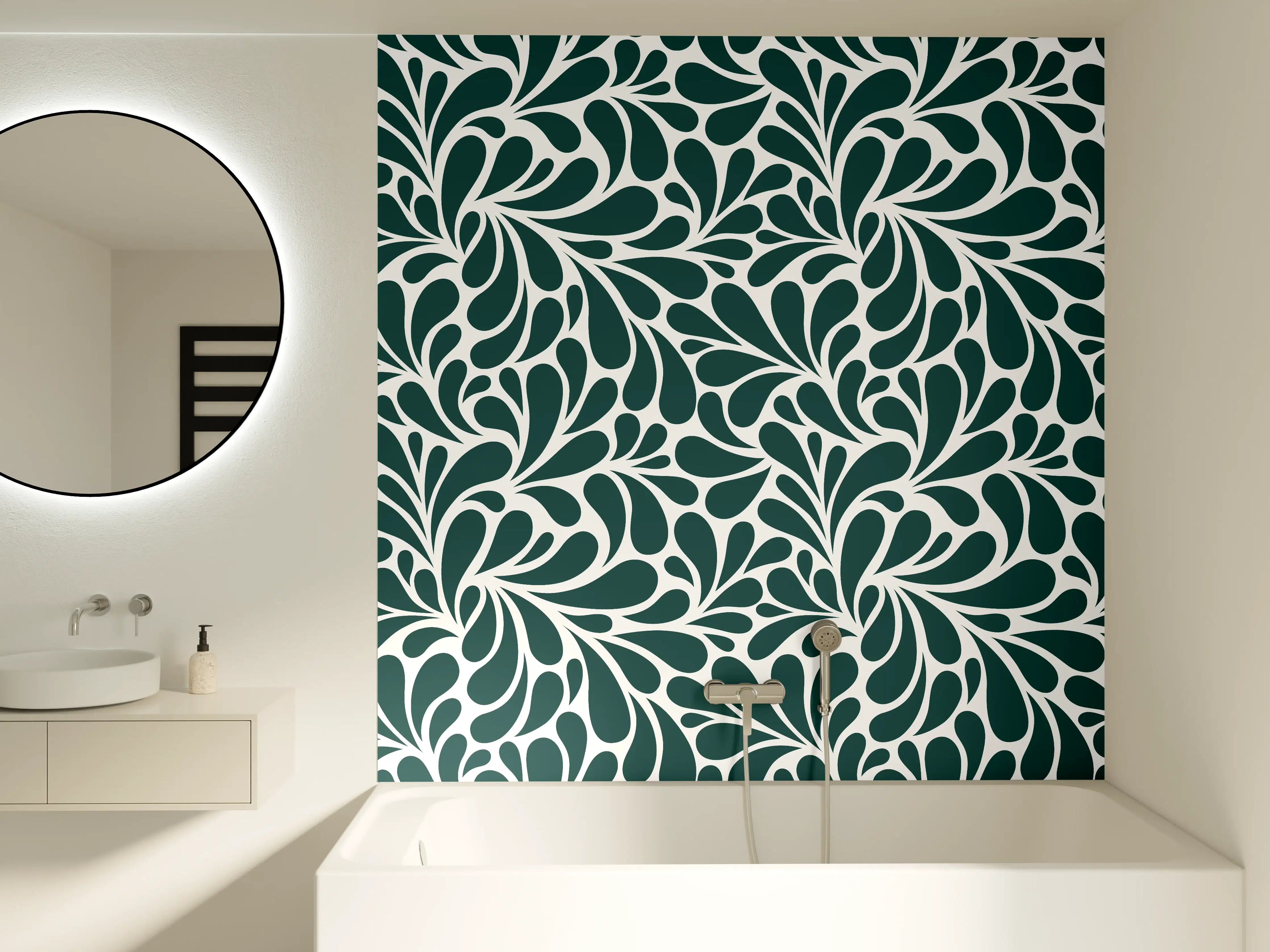 Badewannen-Rückwand - Dunkle florale Musterwandtapete