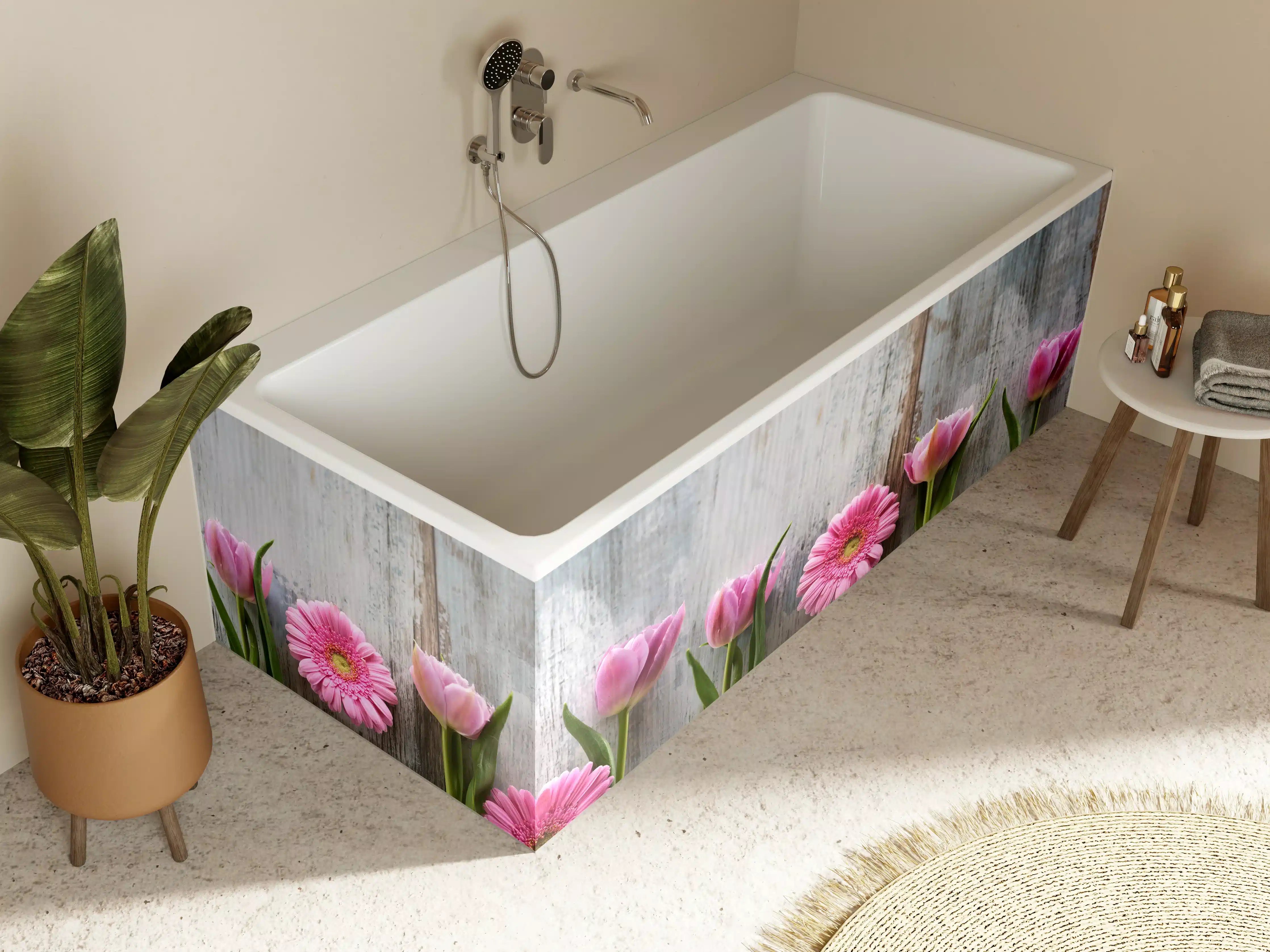 Badewannen-Rückwand - Frühlingsblumen auf schäbigem Holz