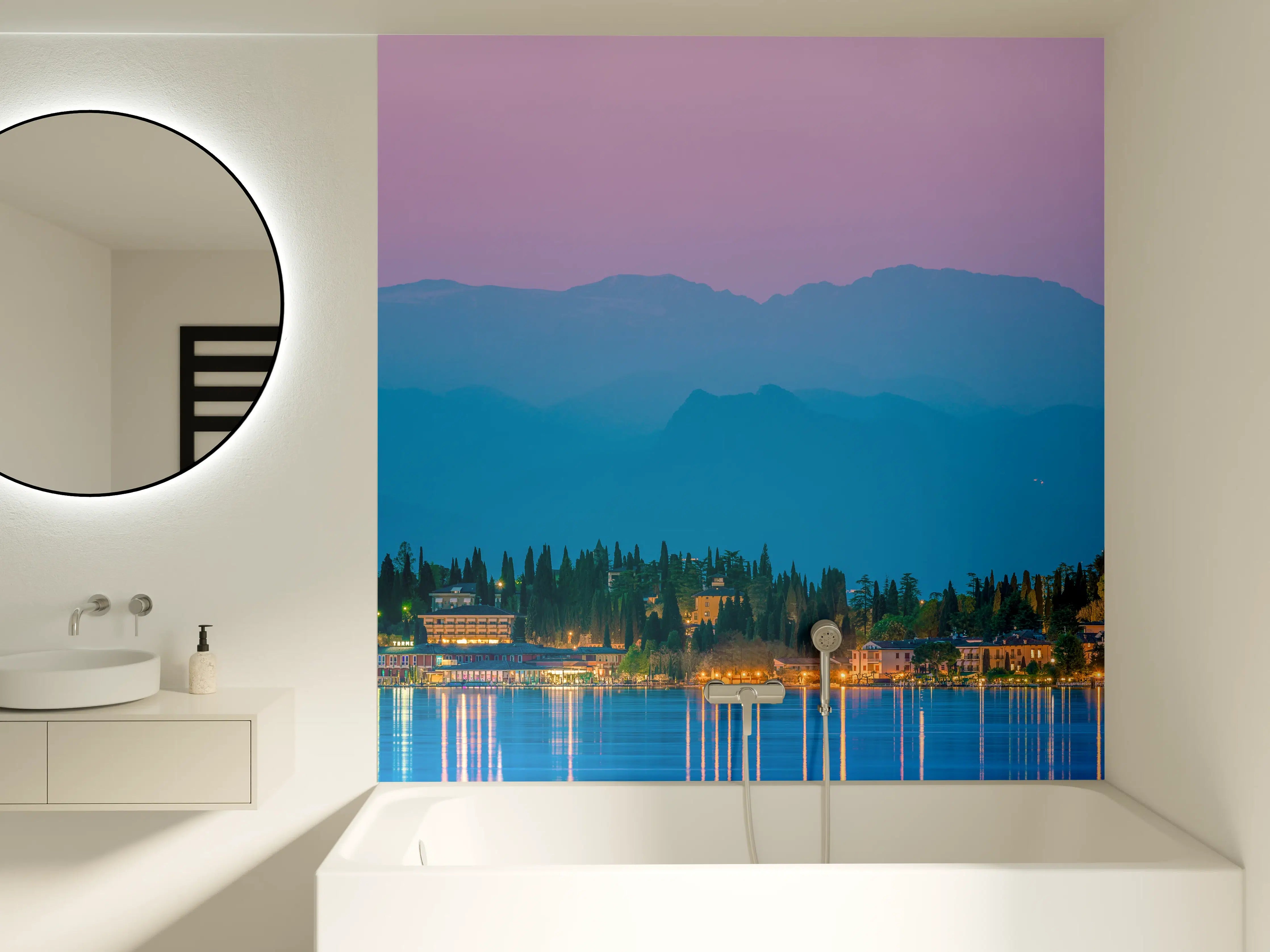Badewannen-Rückwand - Gardasee Abenddämmerung Panorama