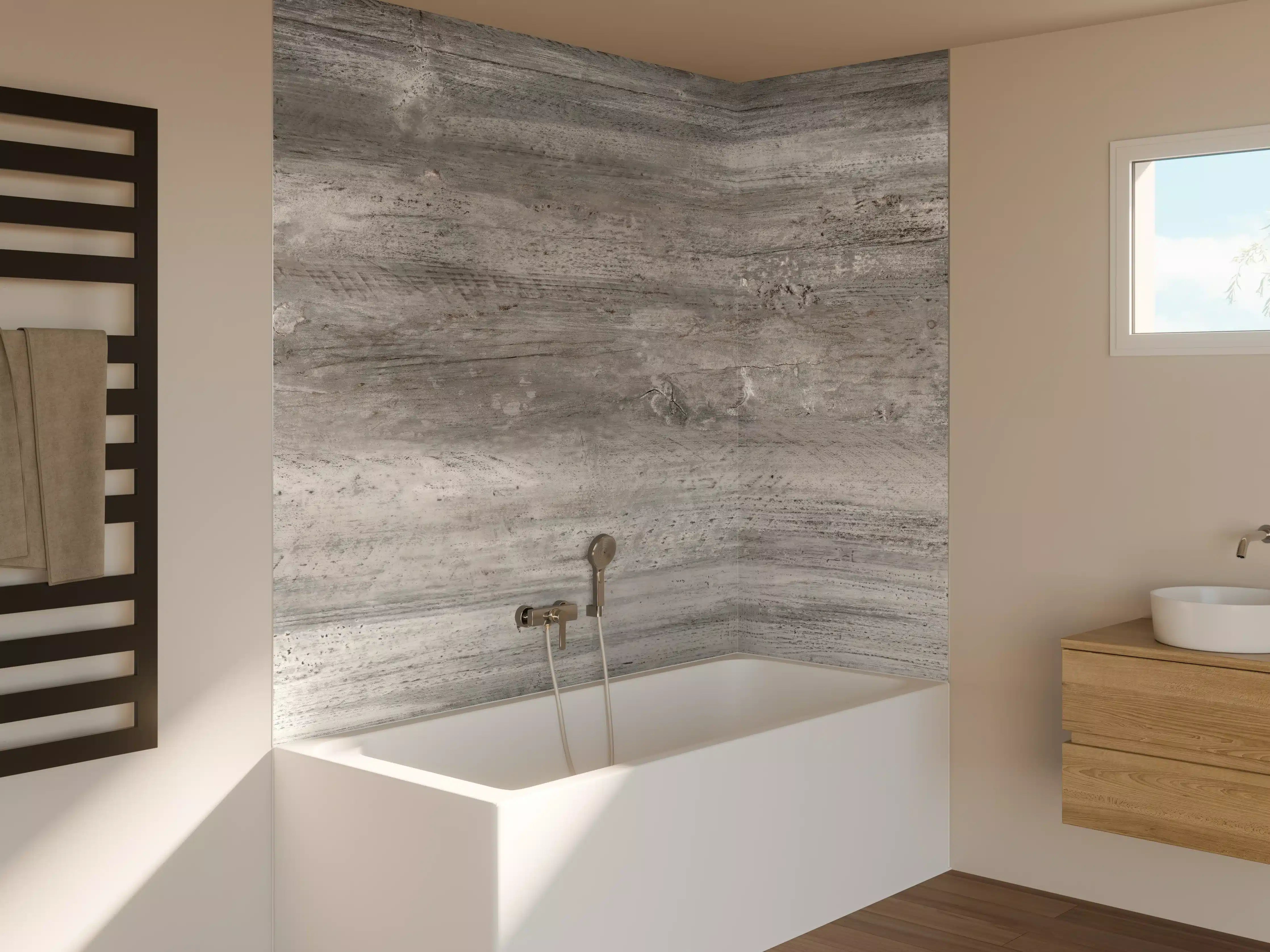 Badewannen-Rückwand - Gräuliche alte Holztextur