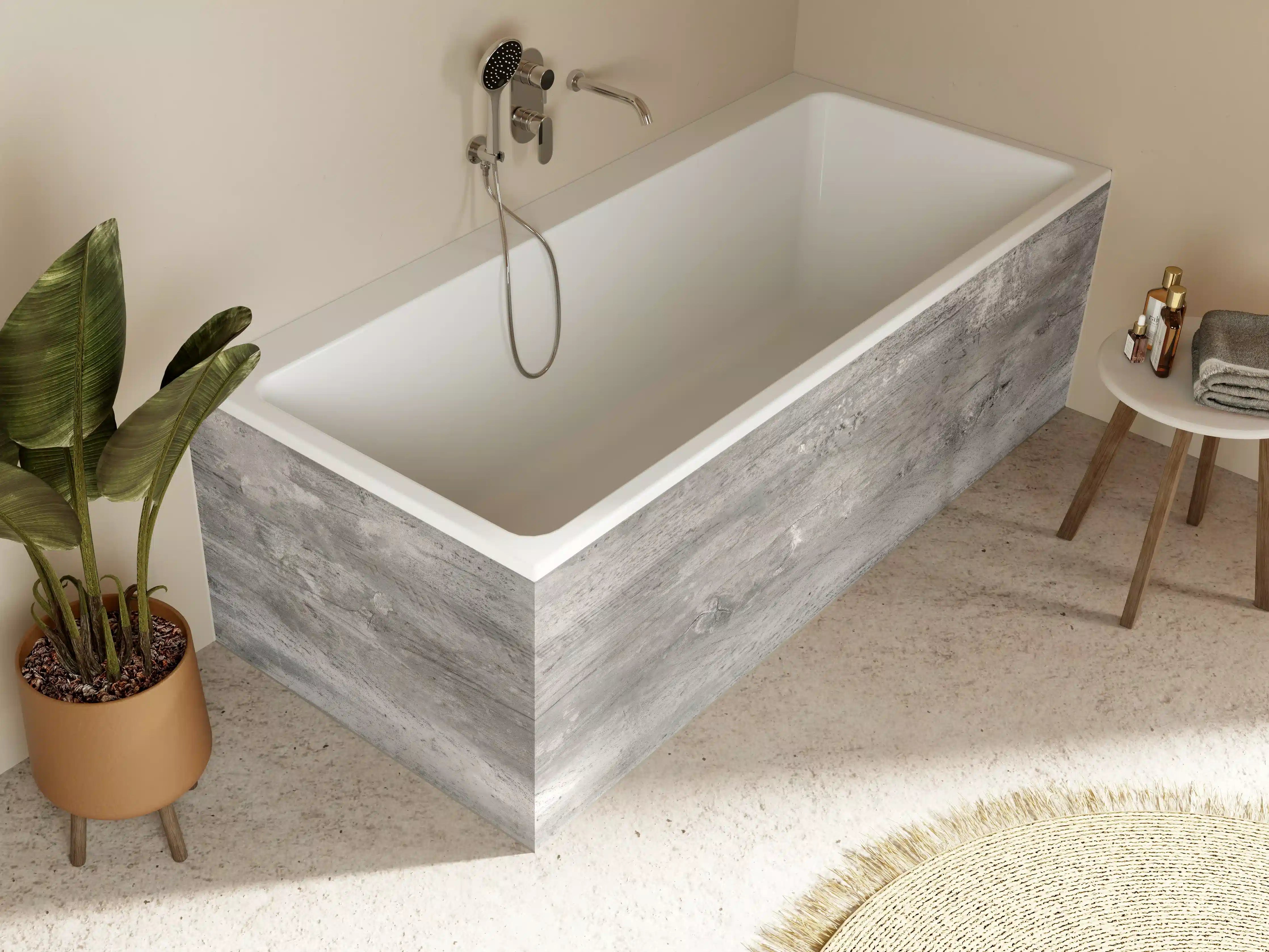Badewannen-Rückwand - Gräuliche alte Holztextur