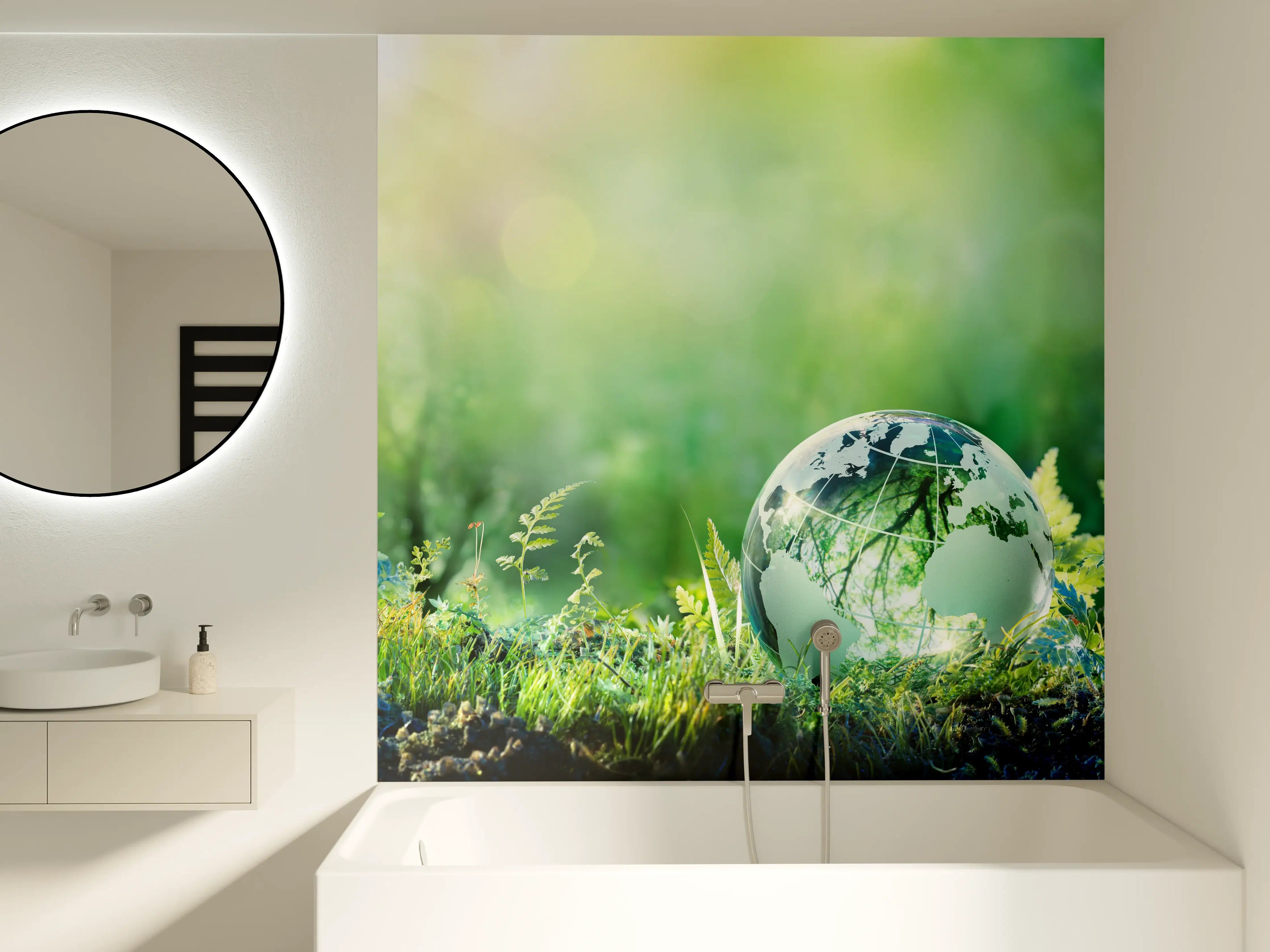 Badewannen-Rückwand - Grünlicher Globus im Wald