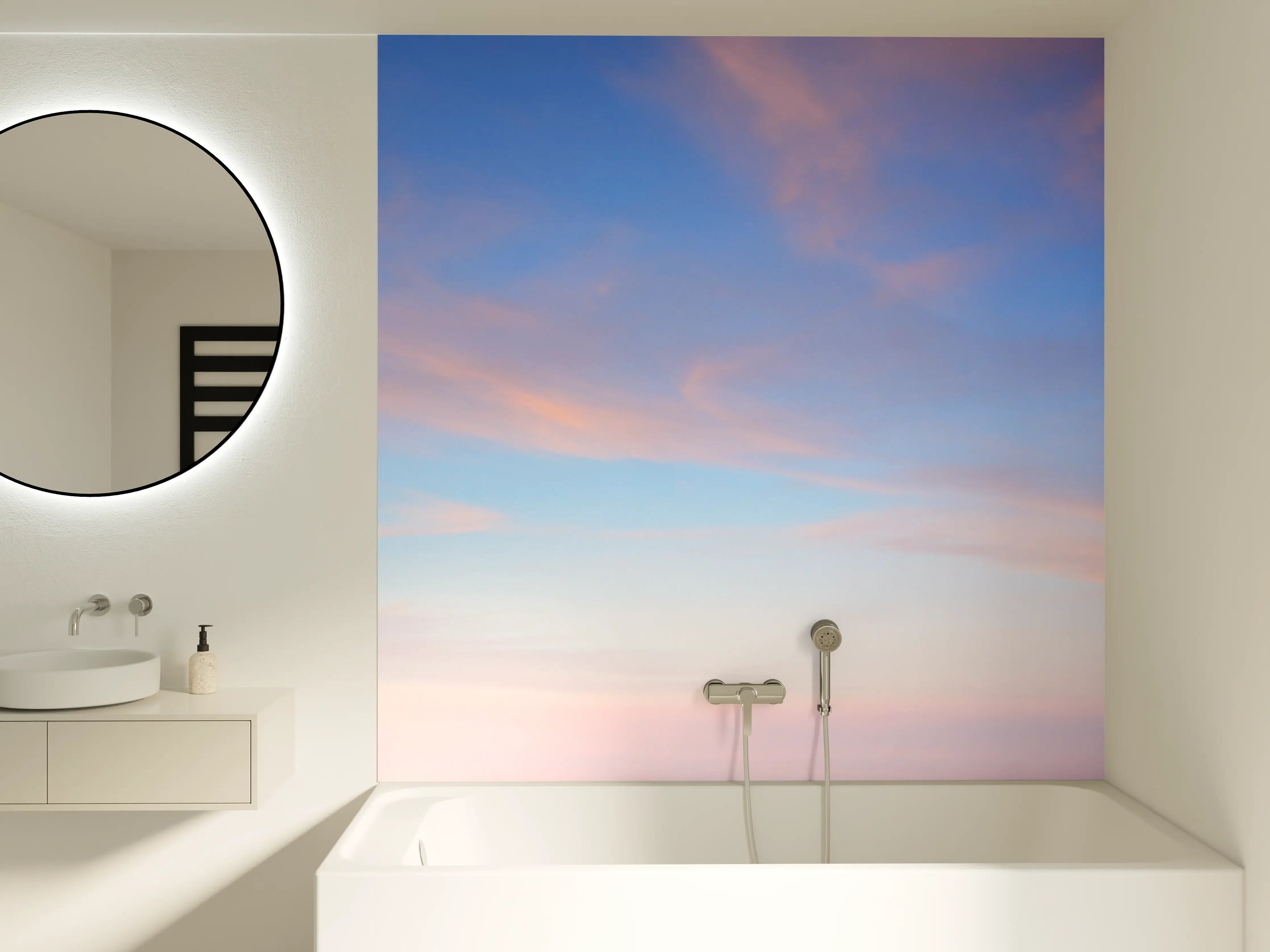 Badewannen-Rückwand - Himmel mit zarten Wolken und sanften Farben
