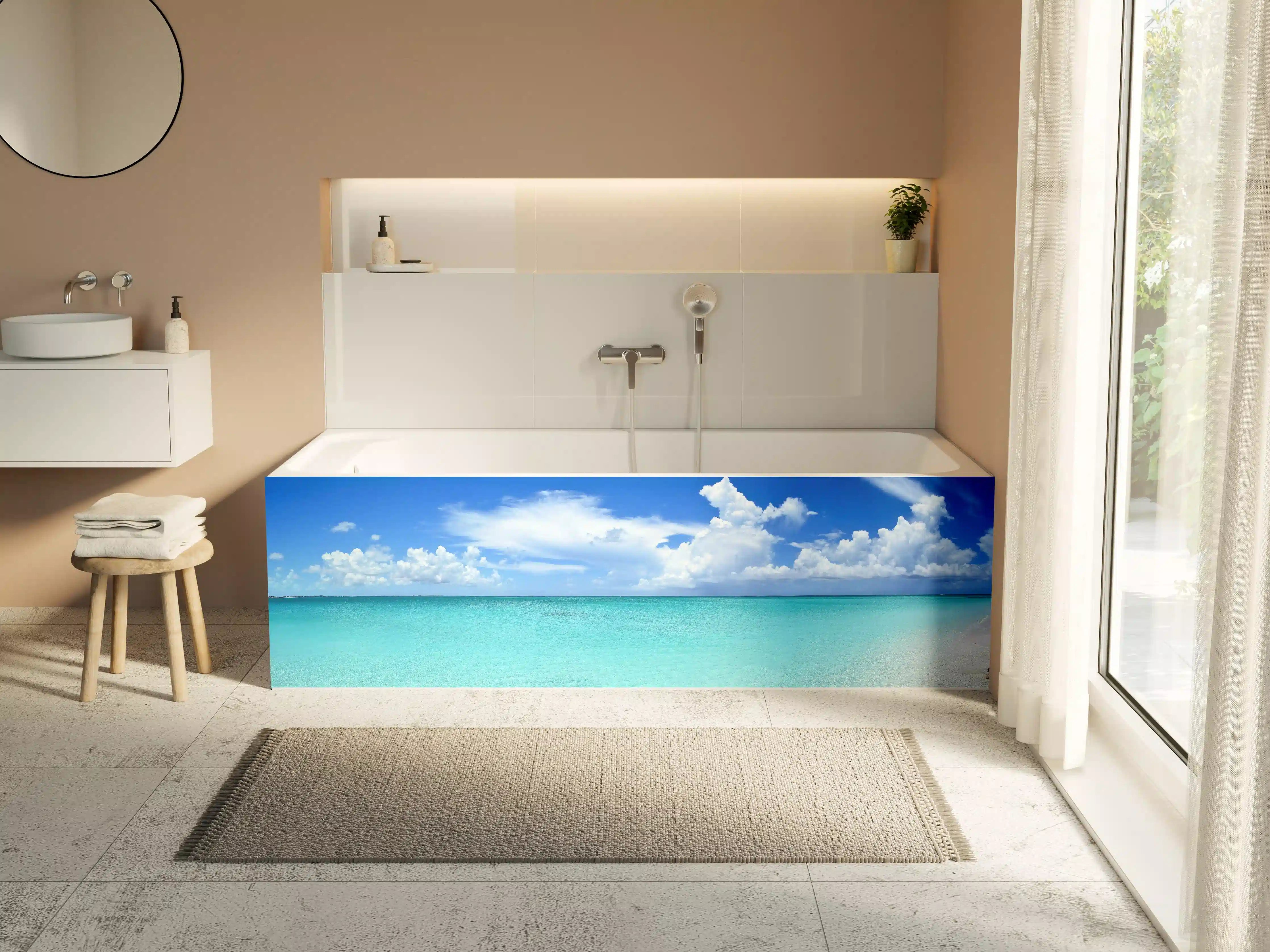 Badewannen-Rückwand - Himmel und Meer mit Wolken und Blau