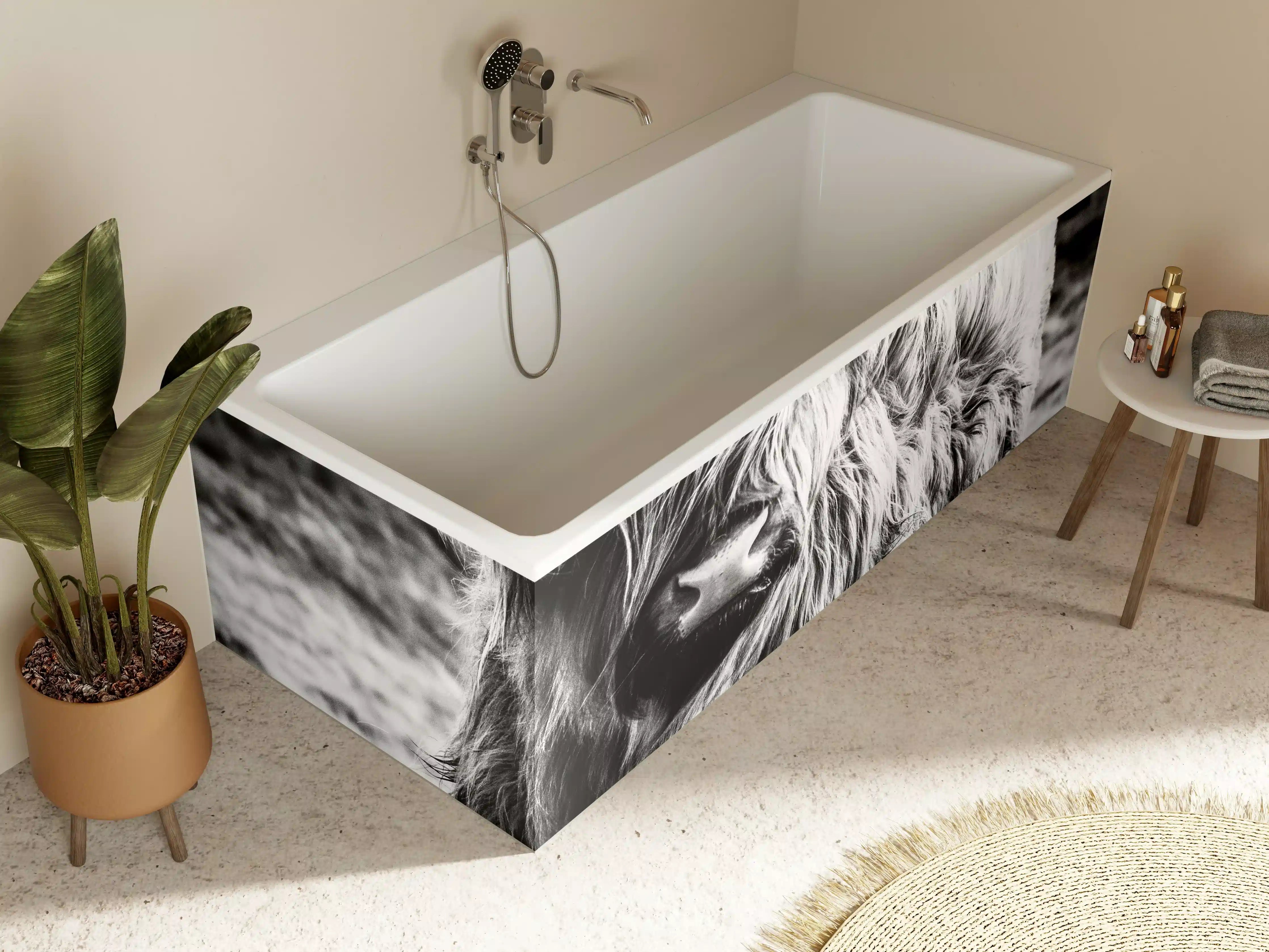 Badewannen-Rückwand - Hochlandkuh in Schwarz-weiß