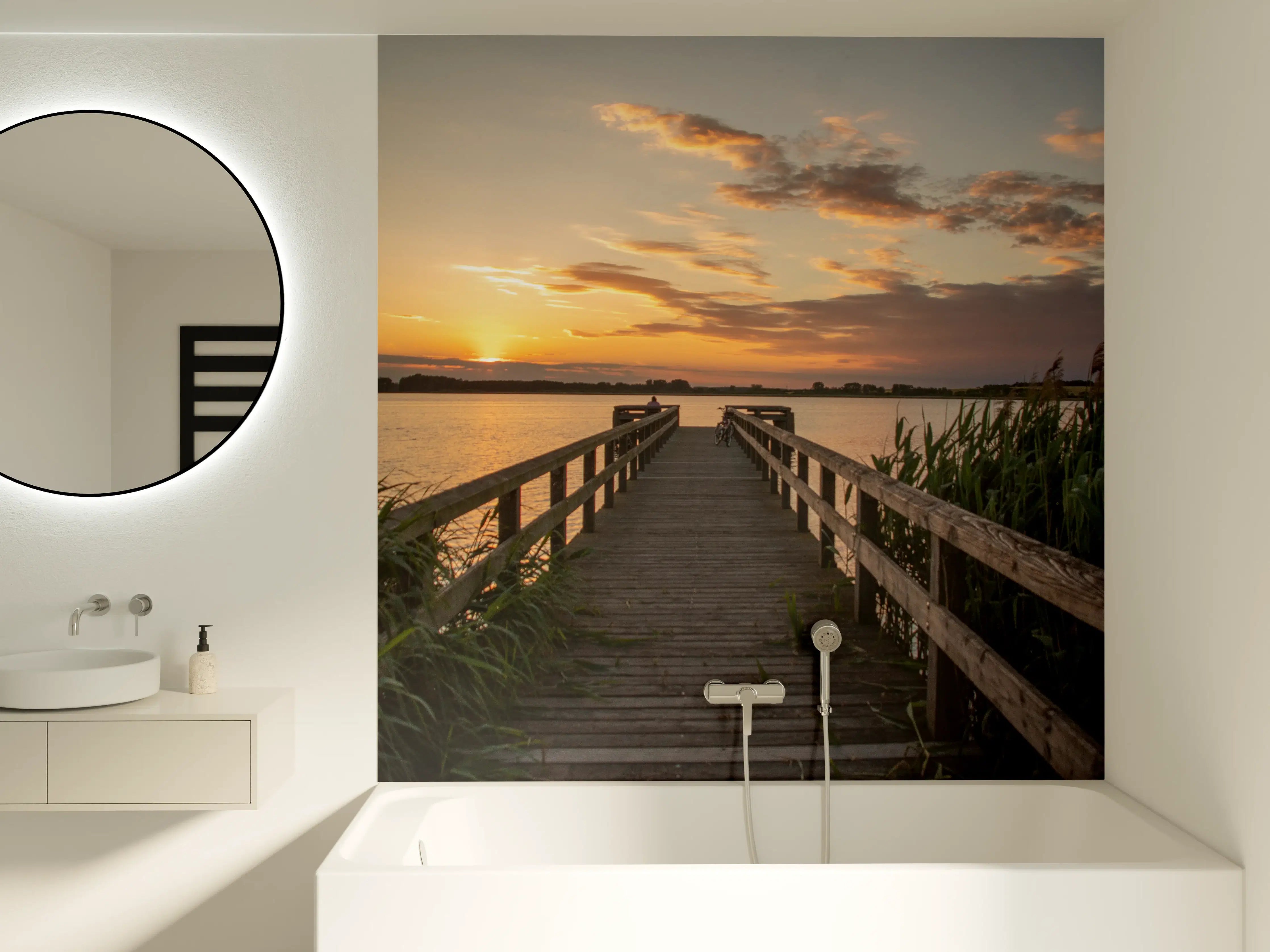 Badewannen-Rückwand - Holzsteg am Abend - Teterower See