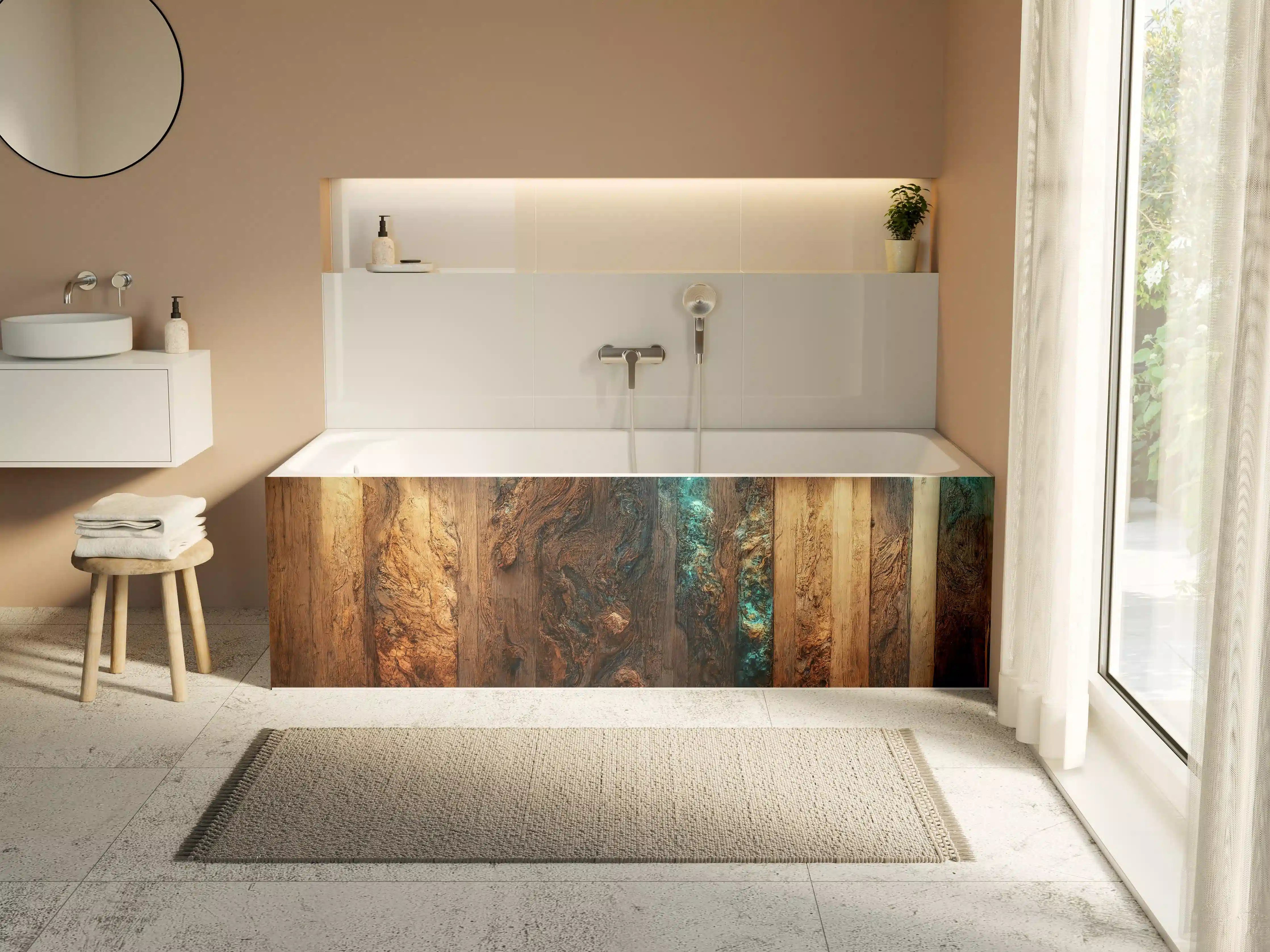 Badewannen-Rückwand - Holztisch mit blauen Epoxidharz
