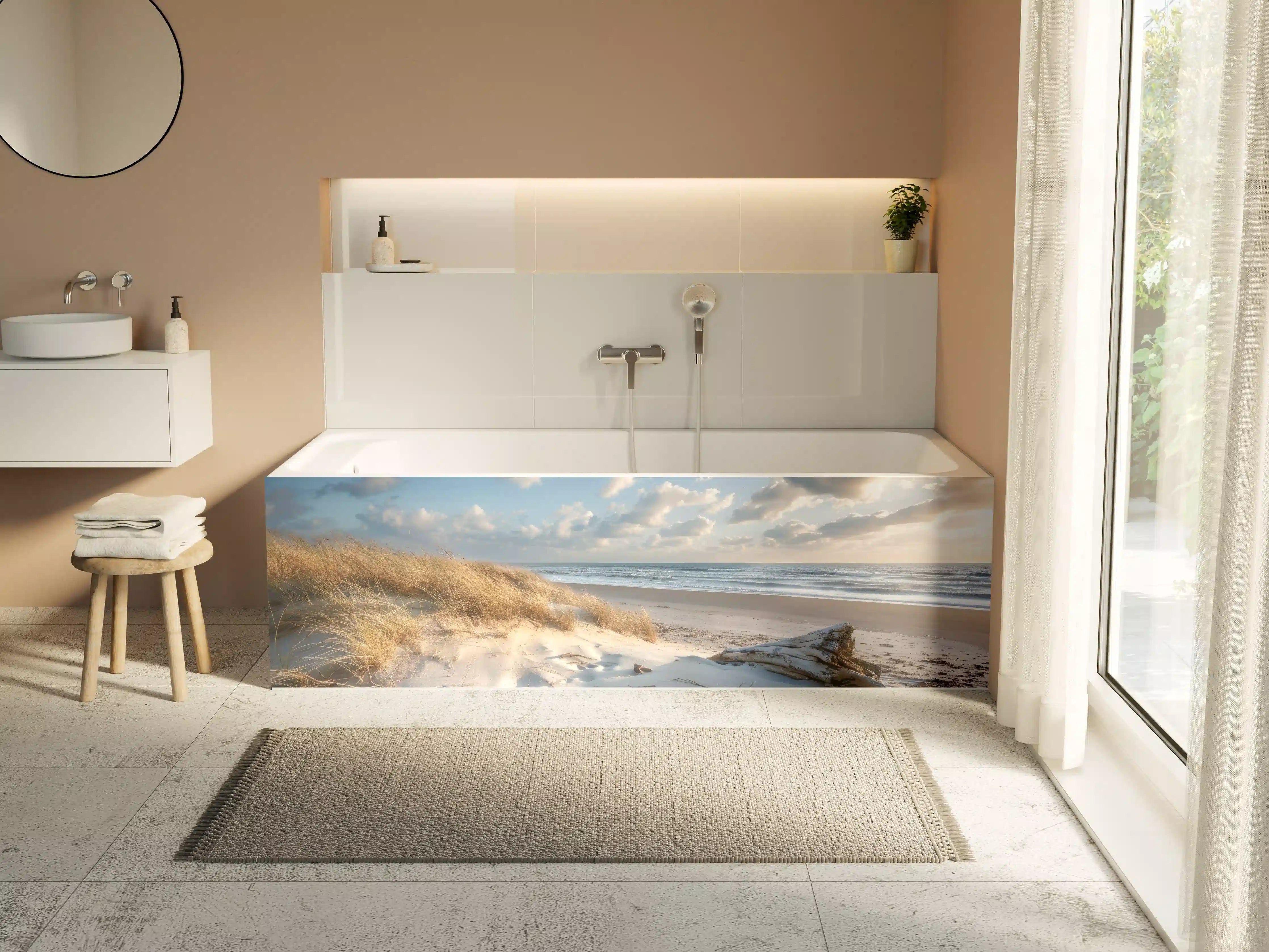 Badewannen-Rückwand - Idyllischer Strand mit Grautönen