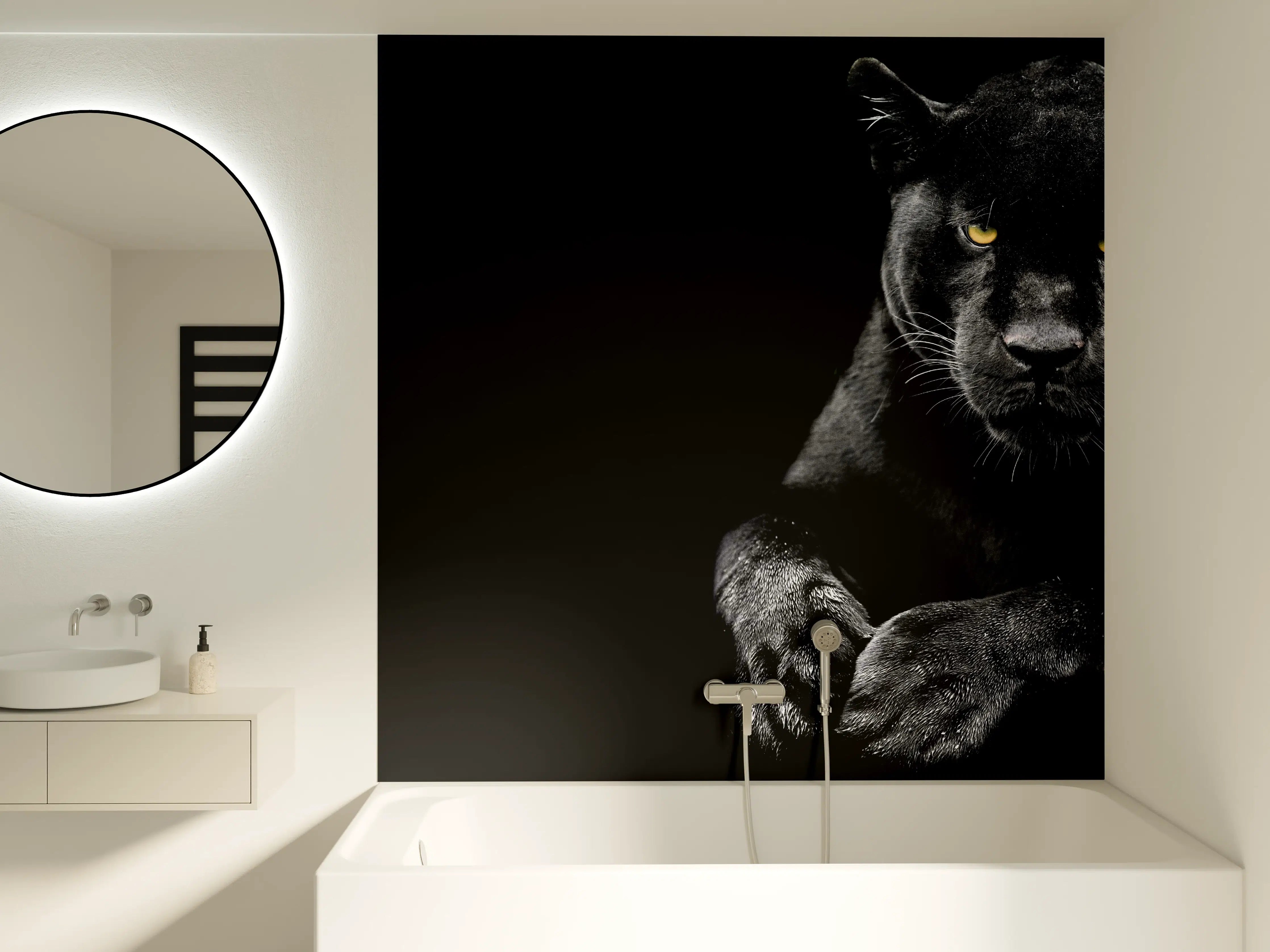 Badewannen-Rückwand - Jaguar auf schwarzem Hintergrund