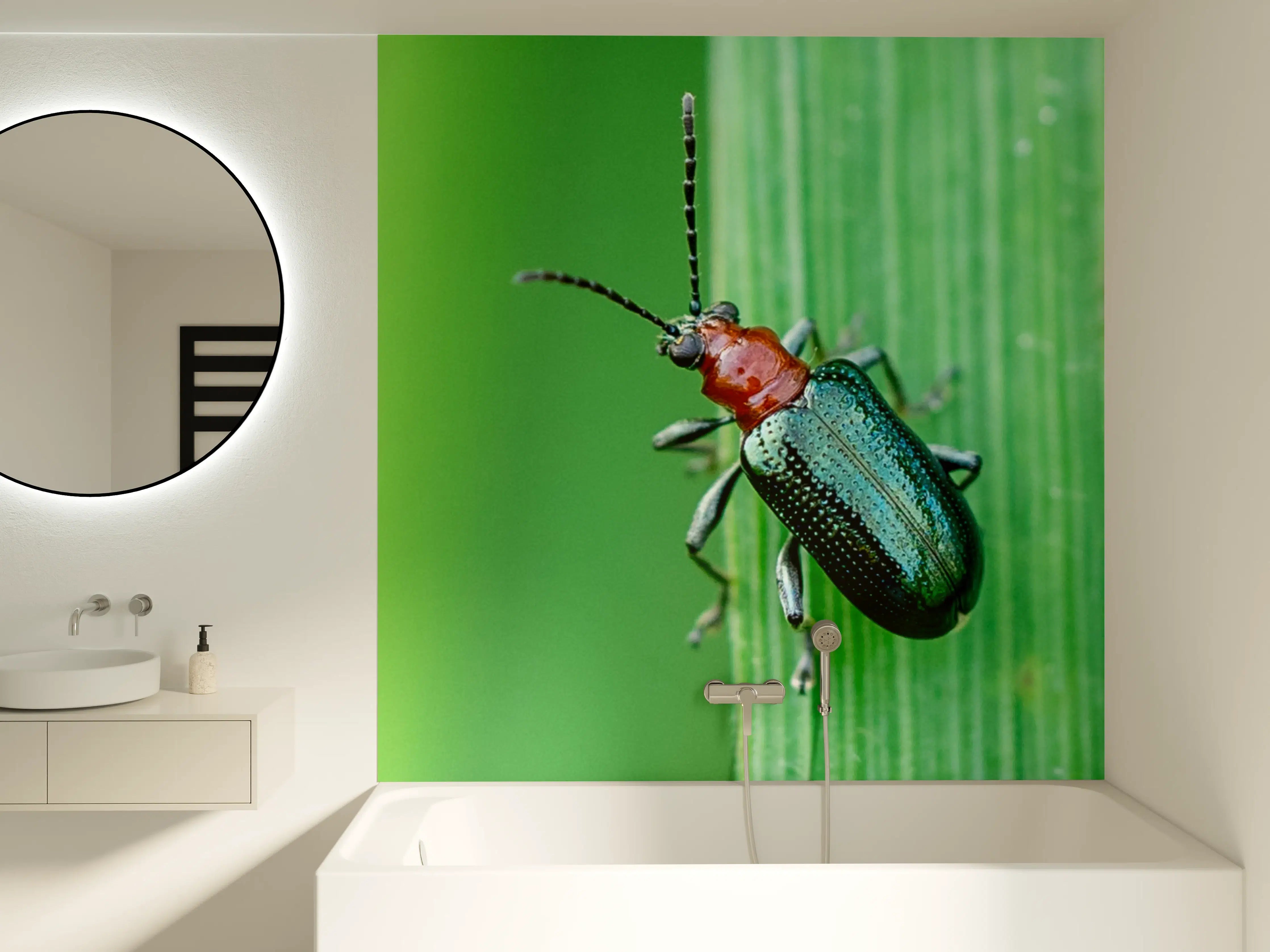 Badewannen-Rückwand - Käfer auf Blatt