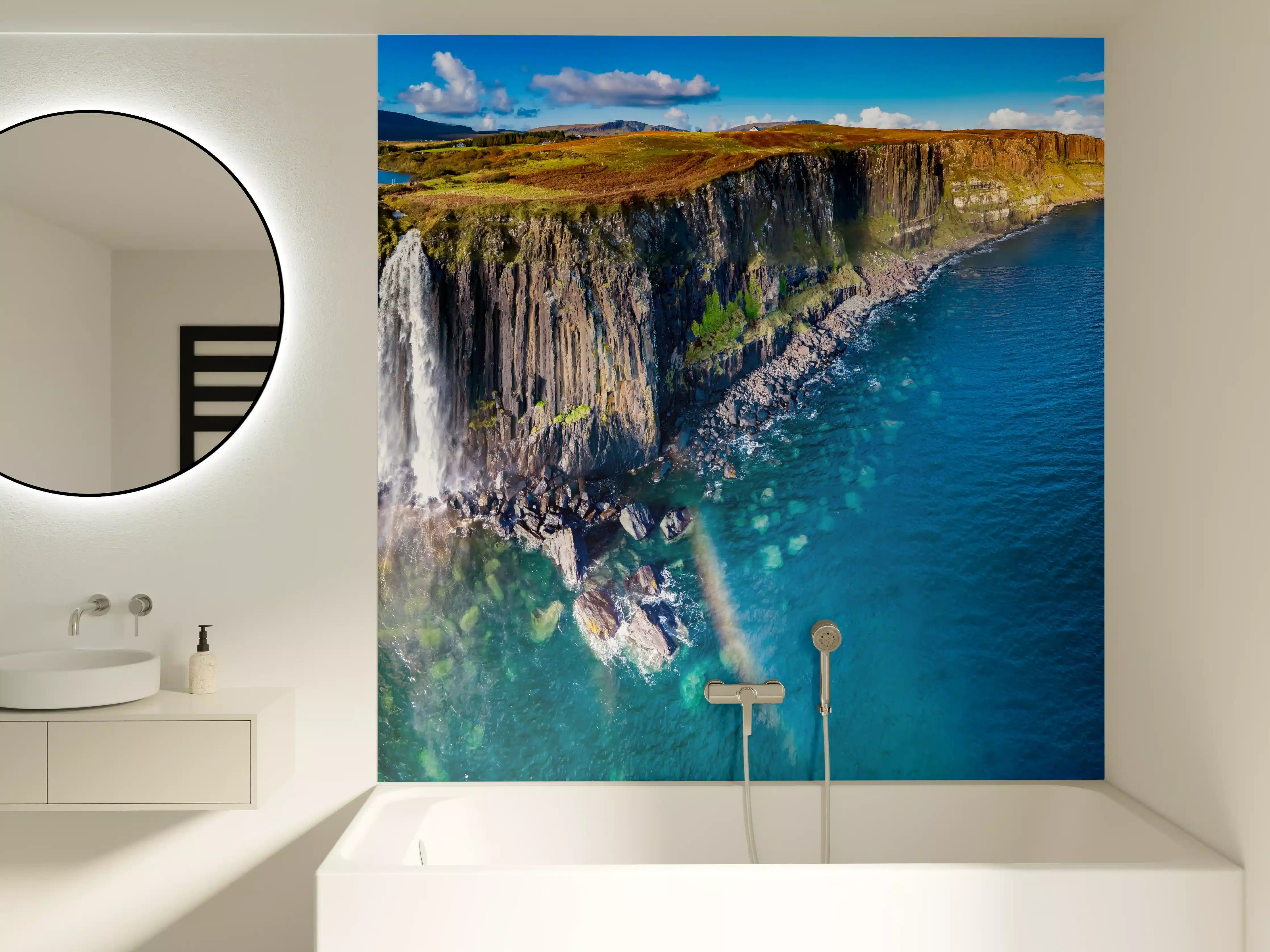 Badewannen-Rückwand - Klippen von Staffin - Schottland