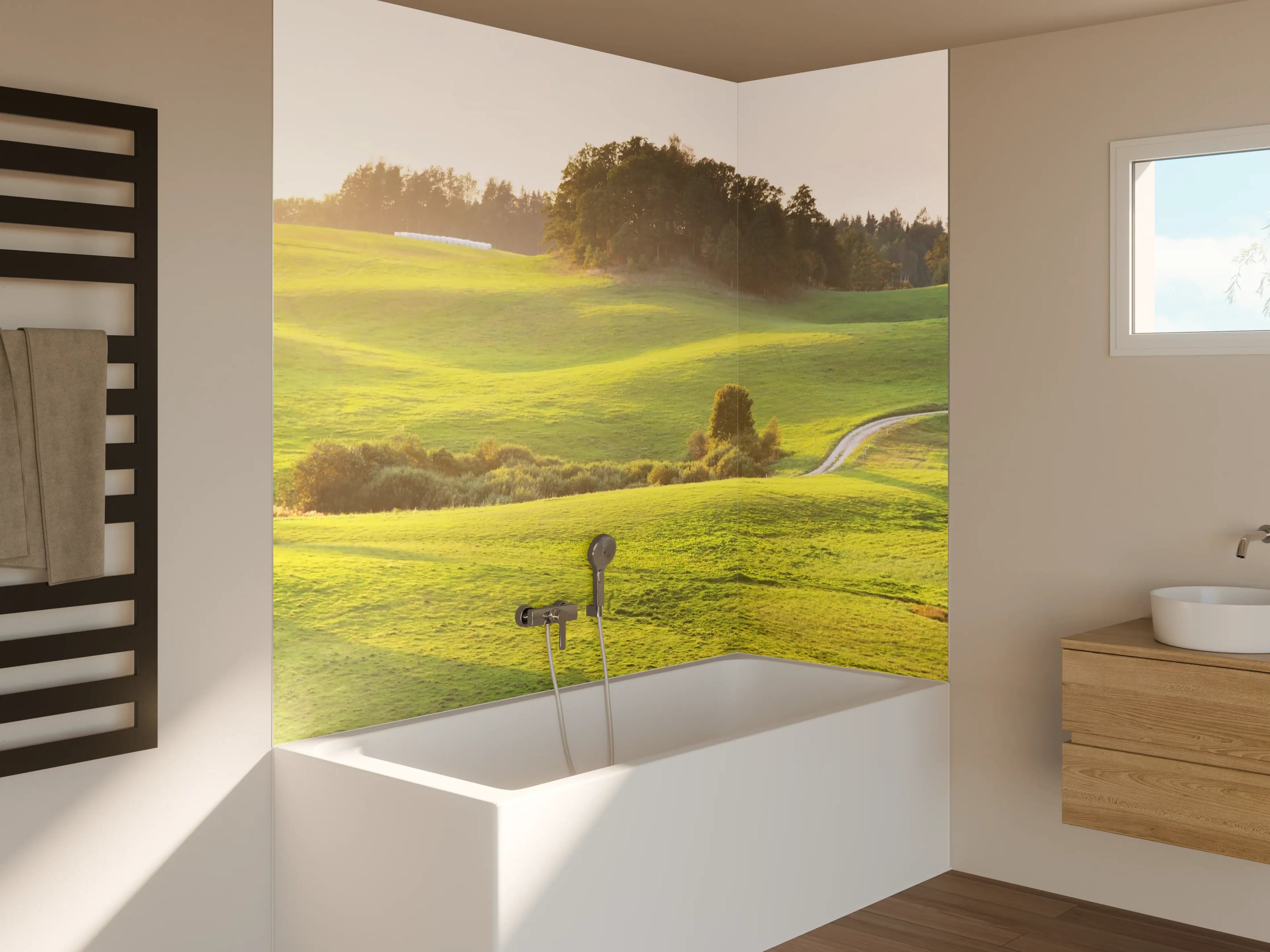 Badewannen-Rückwand - Landschaft mit grünen Wiesen und Bäumen bei Sonnenaufgang