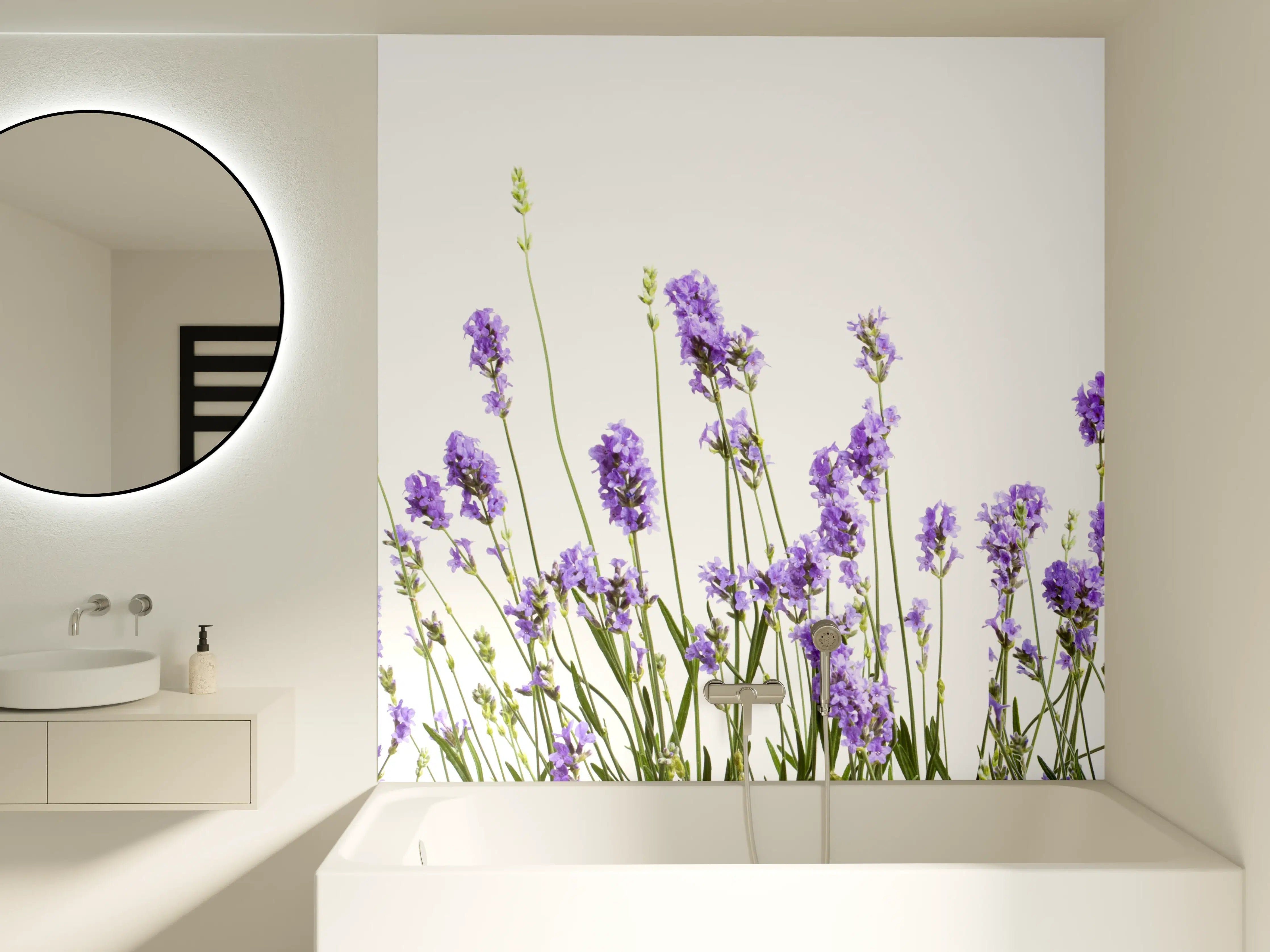 Badewannen-Rückwand - Lavendelblüten in sanften Lilatönen