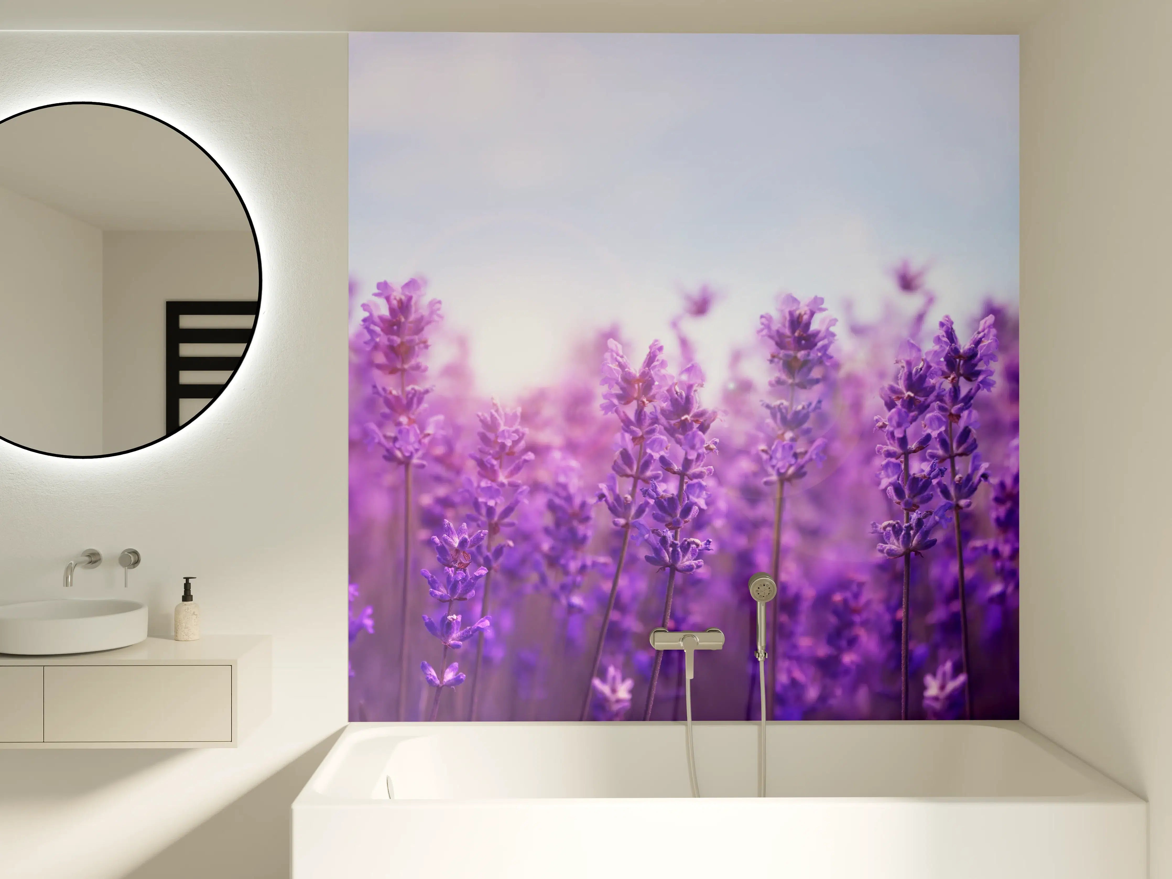 Badewannen-Rückwand - Lavendelfeld in Lila