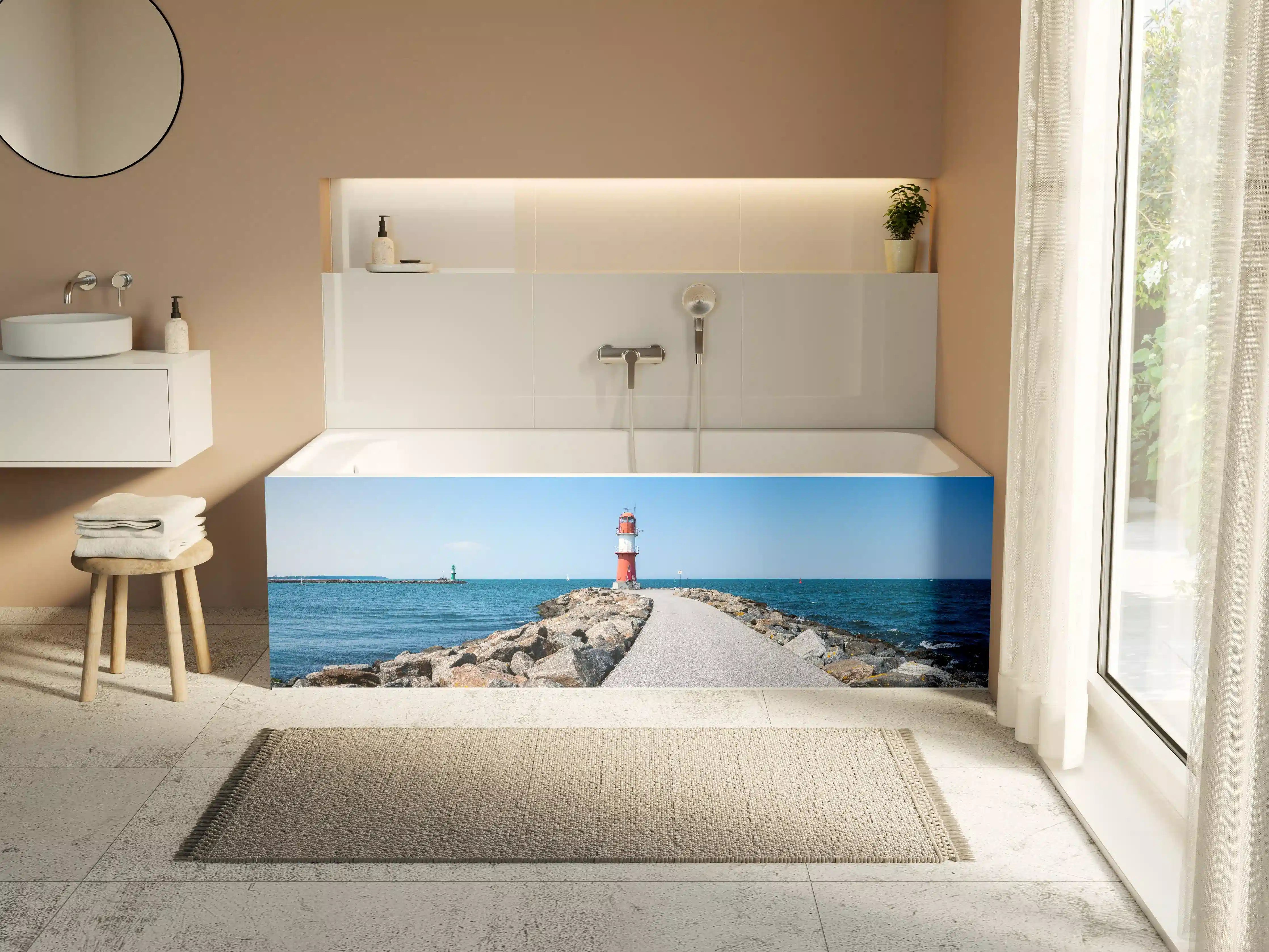 Badewannen-Rückwand - Leuchtturm am Meer