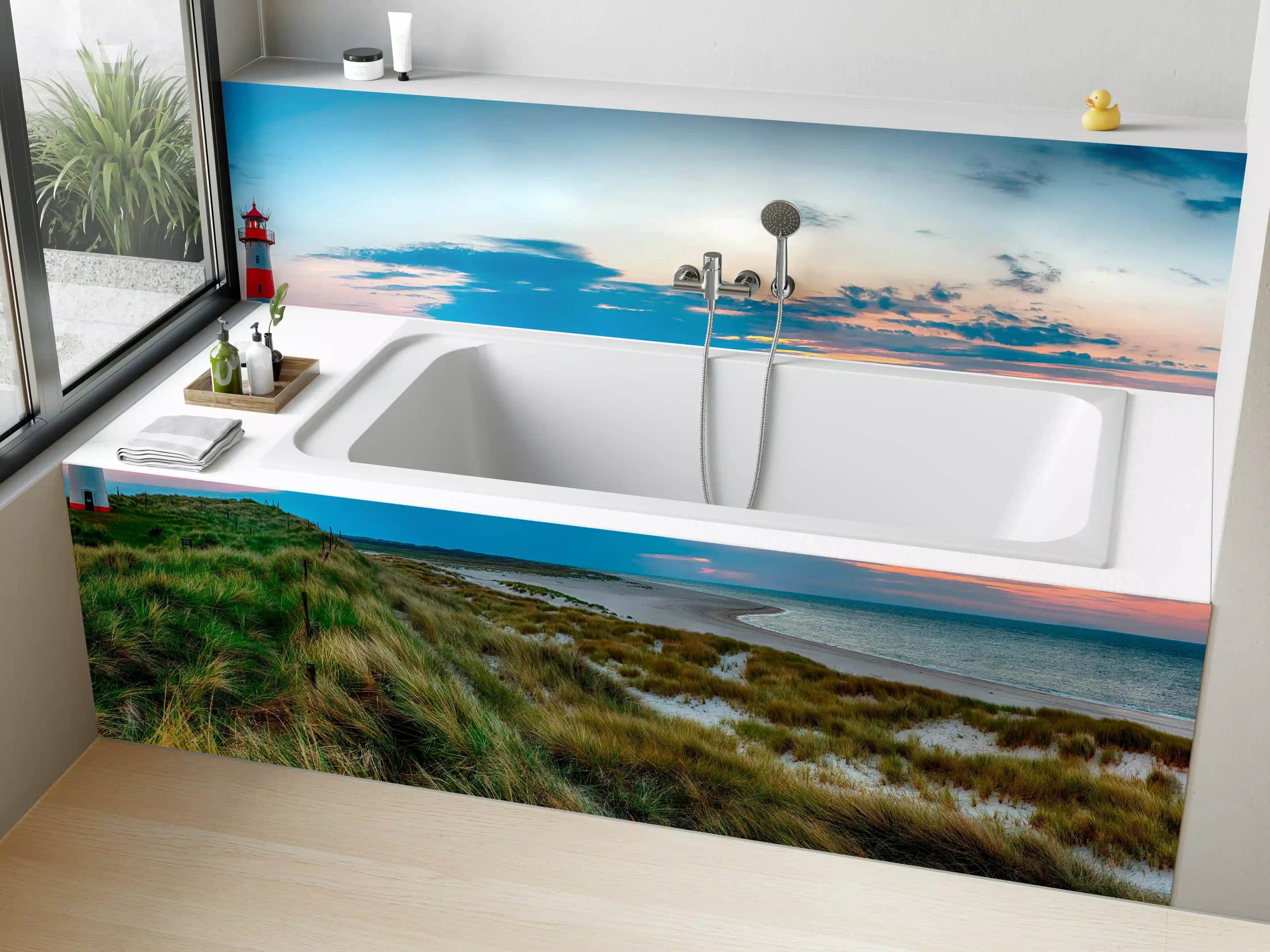 Badewannen-Rückwand - Leuchtturm am Strand bei Sonnenuntergang
