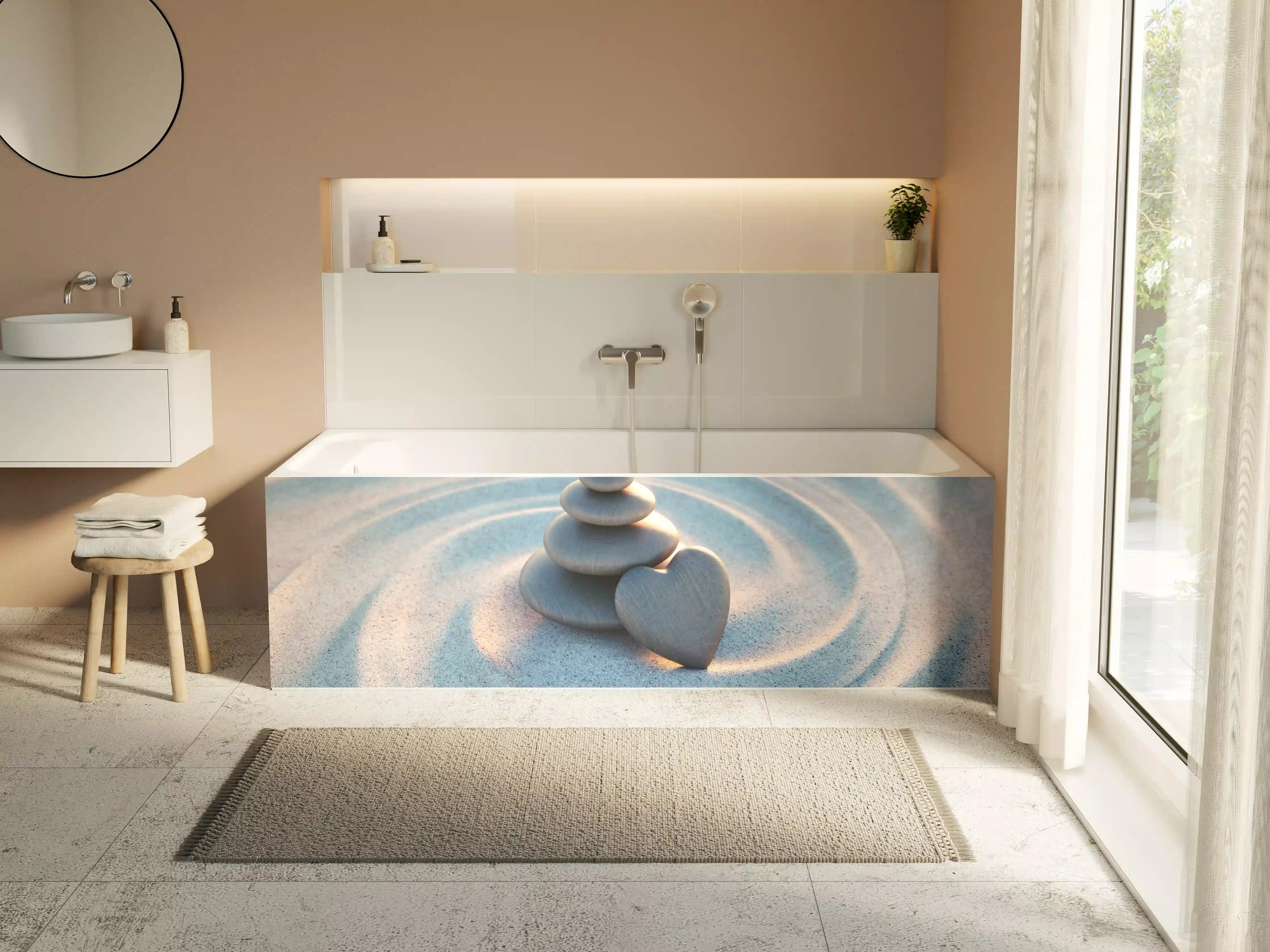 Badewannen-Rückwand - Liebevoller Turm aus Kieselsteinen