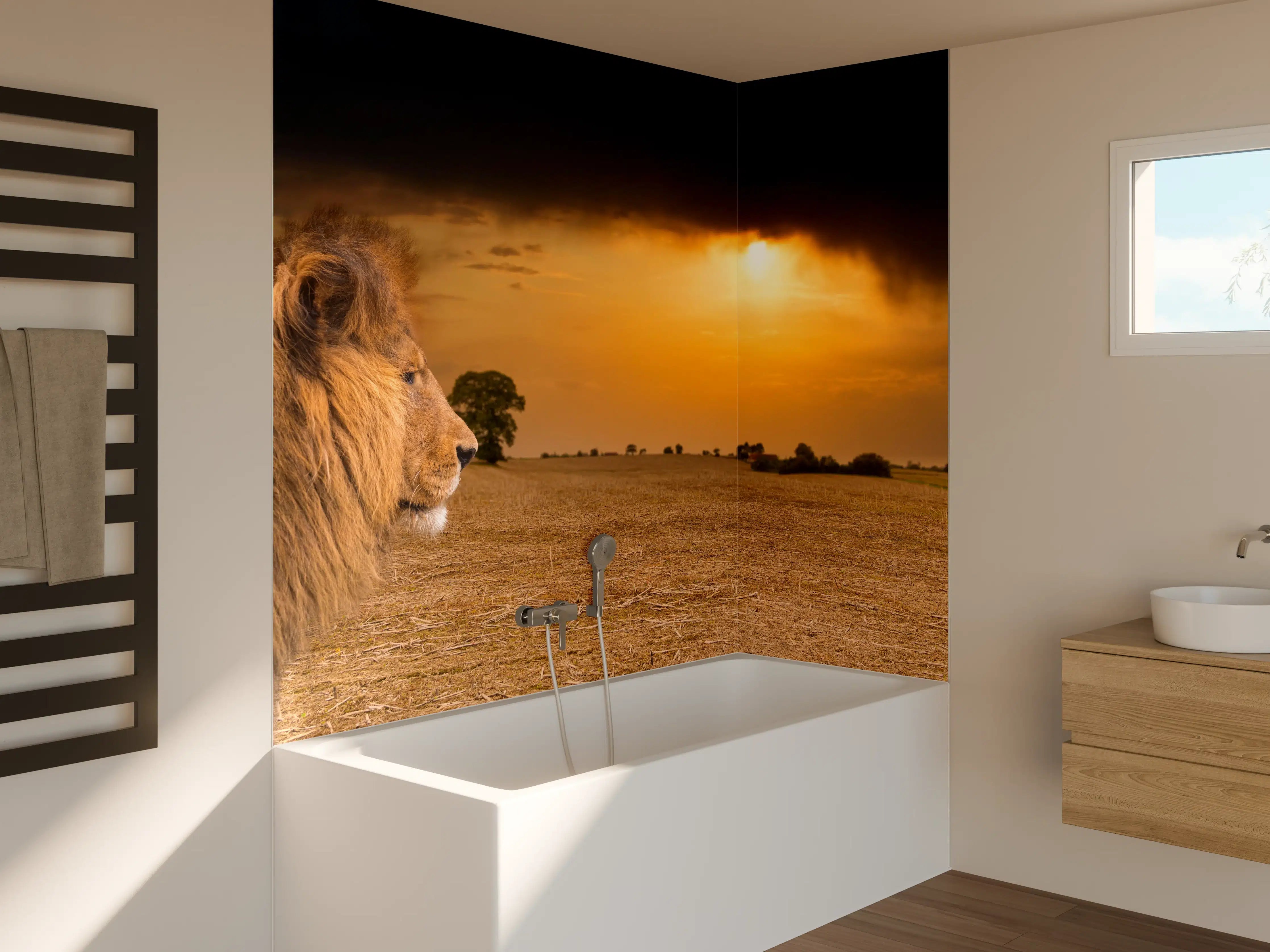 Badewannen-Rückwand - Löwe in Steppe im Sonnenuntergang