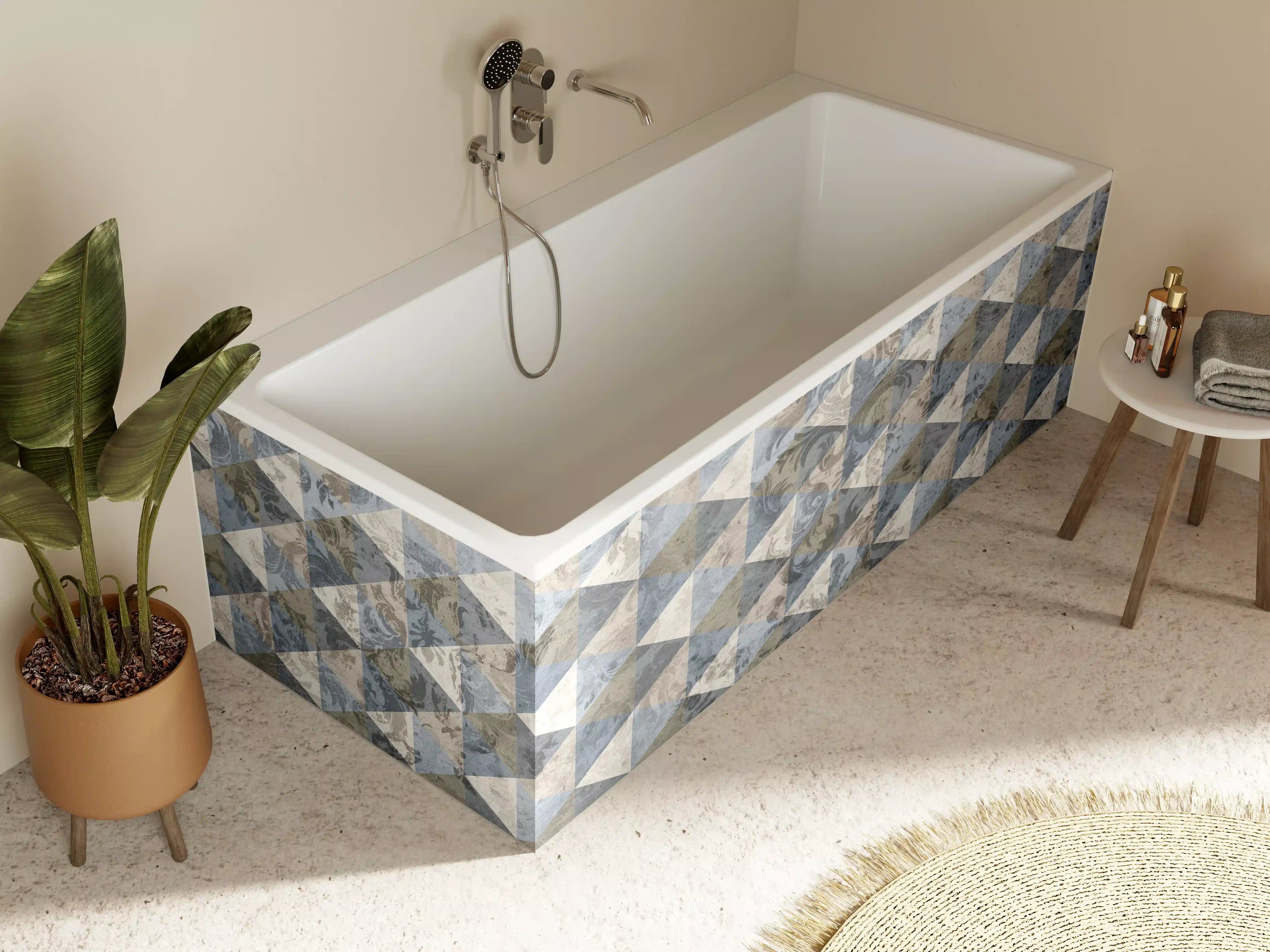 Badewannen-Rückwand - Moderne Marmor-Textur in Grau und Beige