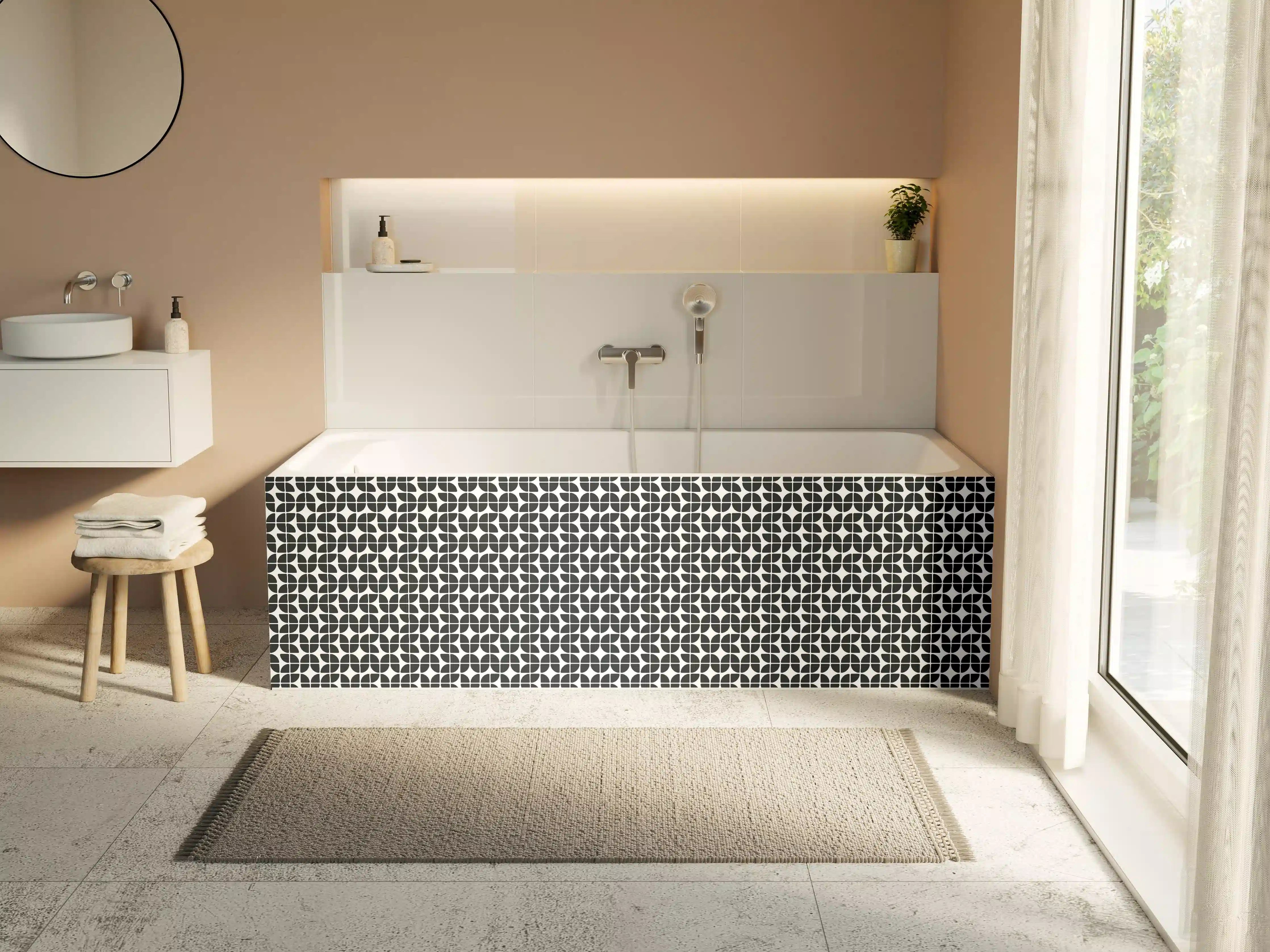 Badewannen-Rückwand - Moderne schwarze und weiße geometrische Musterfliese