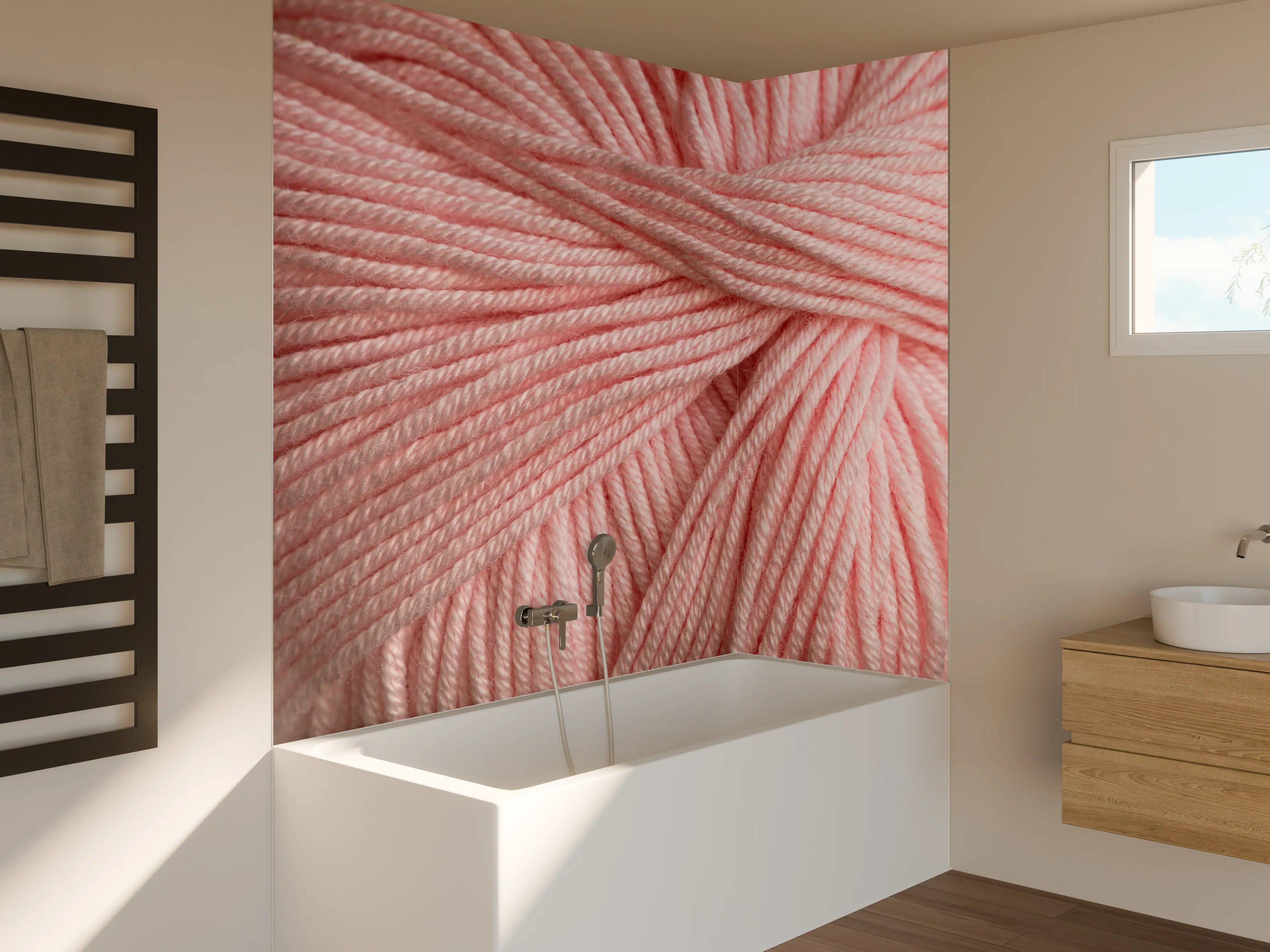 Badewannen-Rückwand - Nahaufnahme eines rosa Garnknäuels