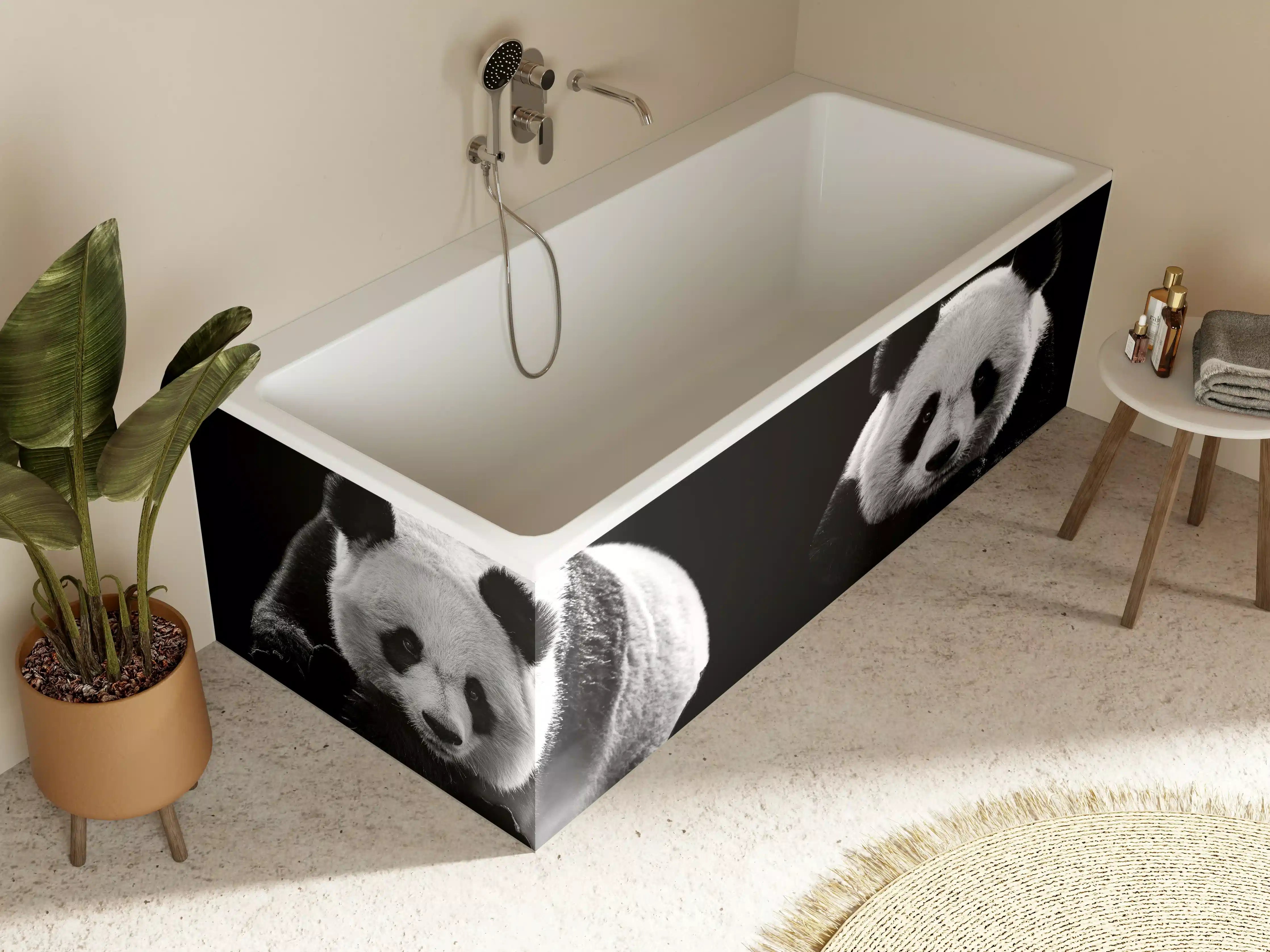 Badewannen-Rückwand - Panda mit schwarzem Hintergrund