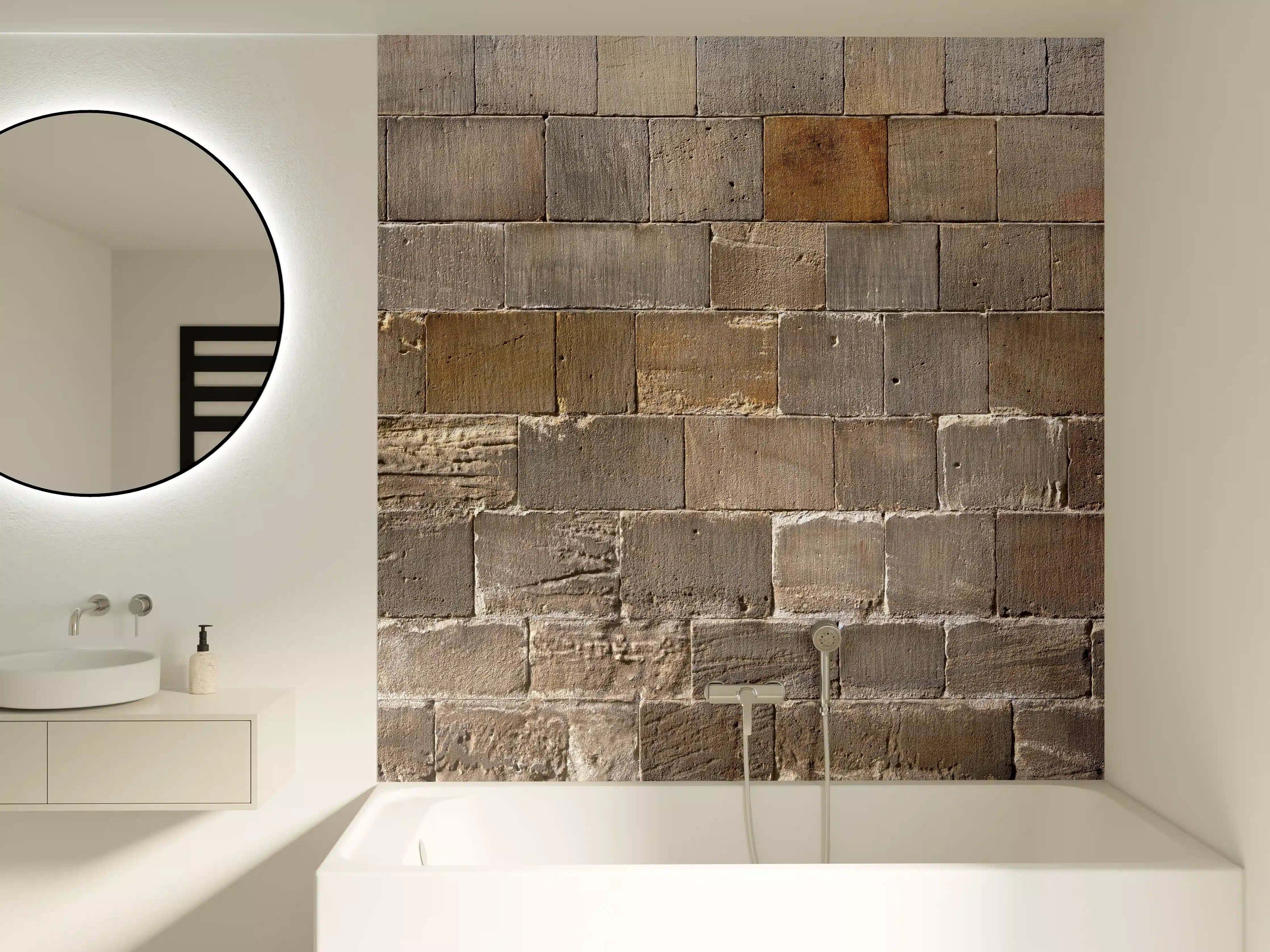 Badewannen-Rückwand - Panorama Kirchenmauer