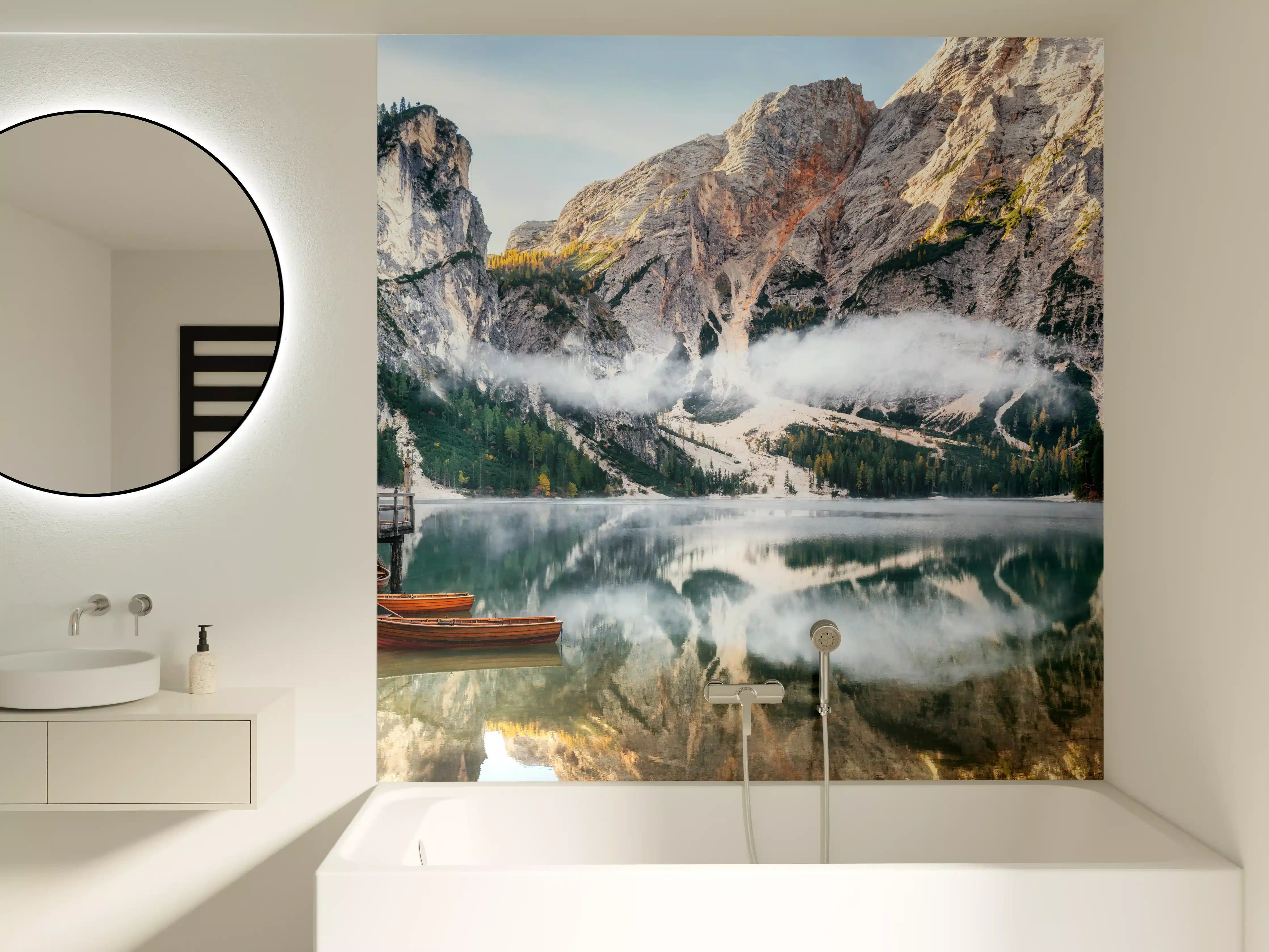Badewannen-Rückwand - Panoramablick auf Pragser Wildsee