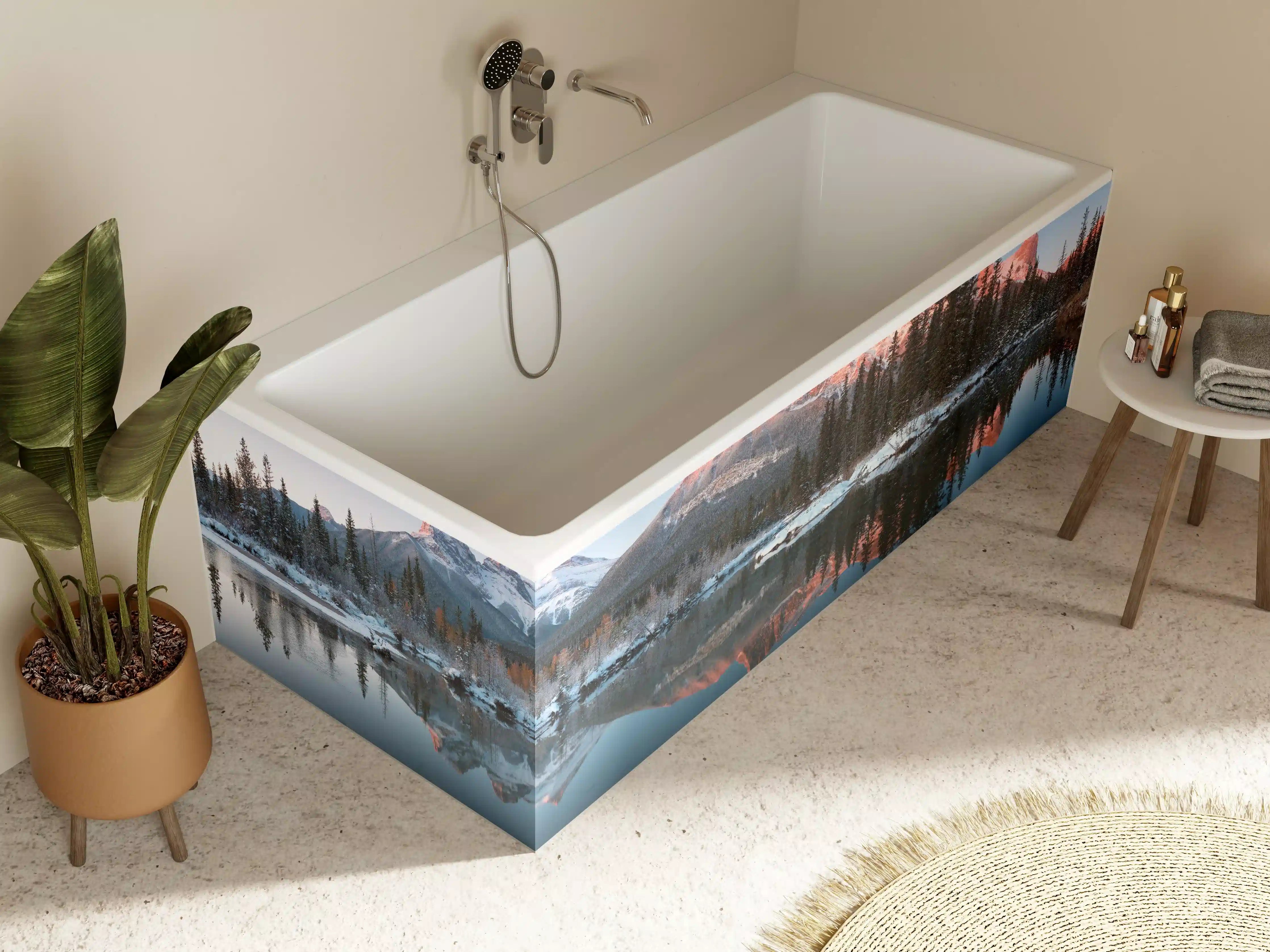 Badewannen-Rückwand - Perfektes Spiegelbild der Drei-Schwestern-Gipfel