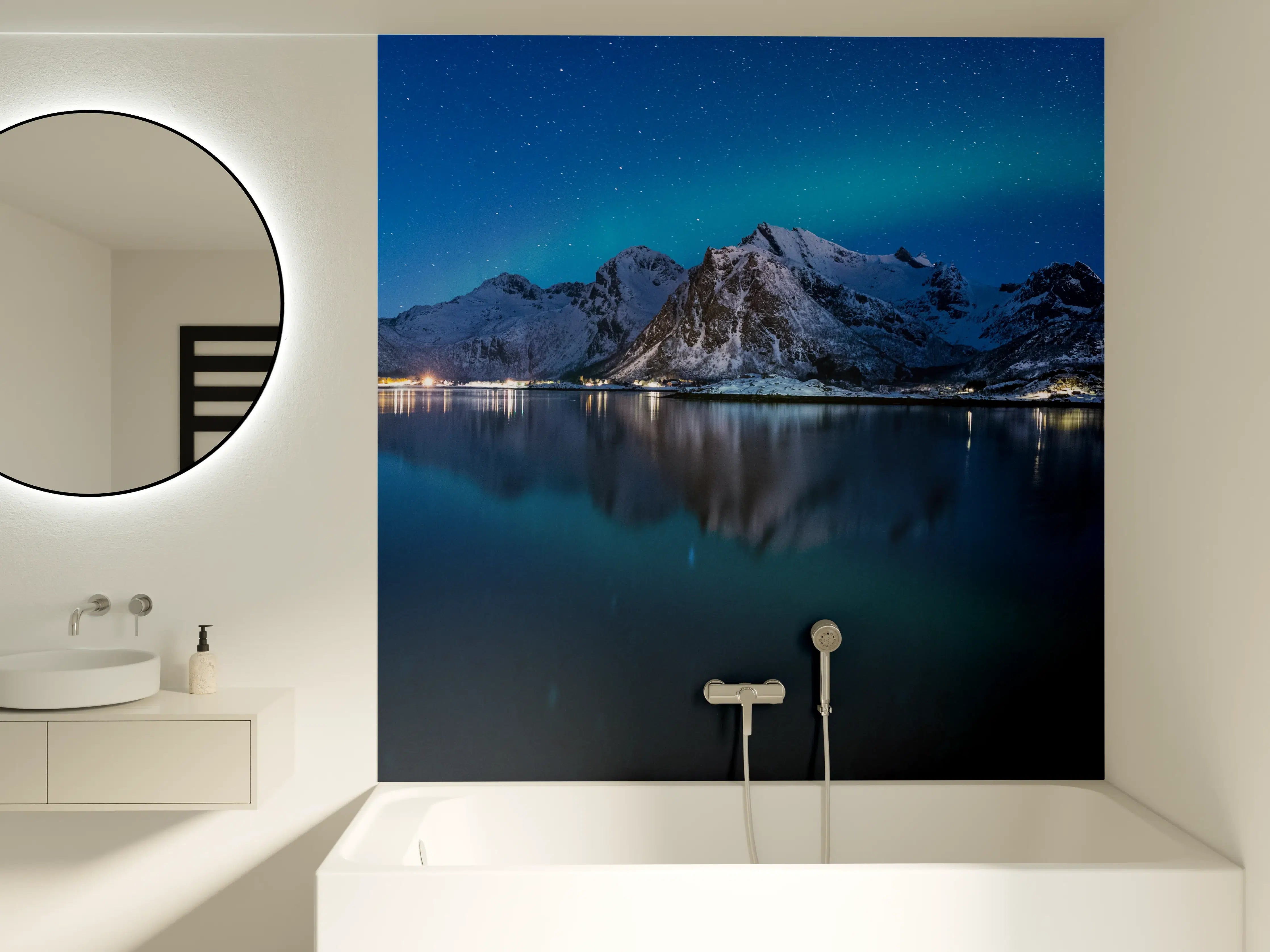 Badewannen-Rückwand - Polarlichter am Himmel von Norwegen
