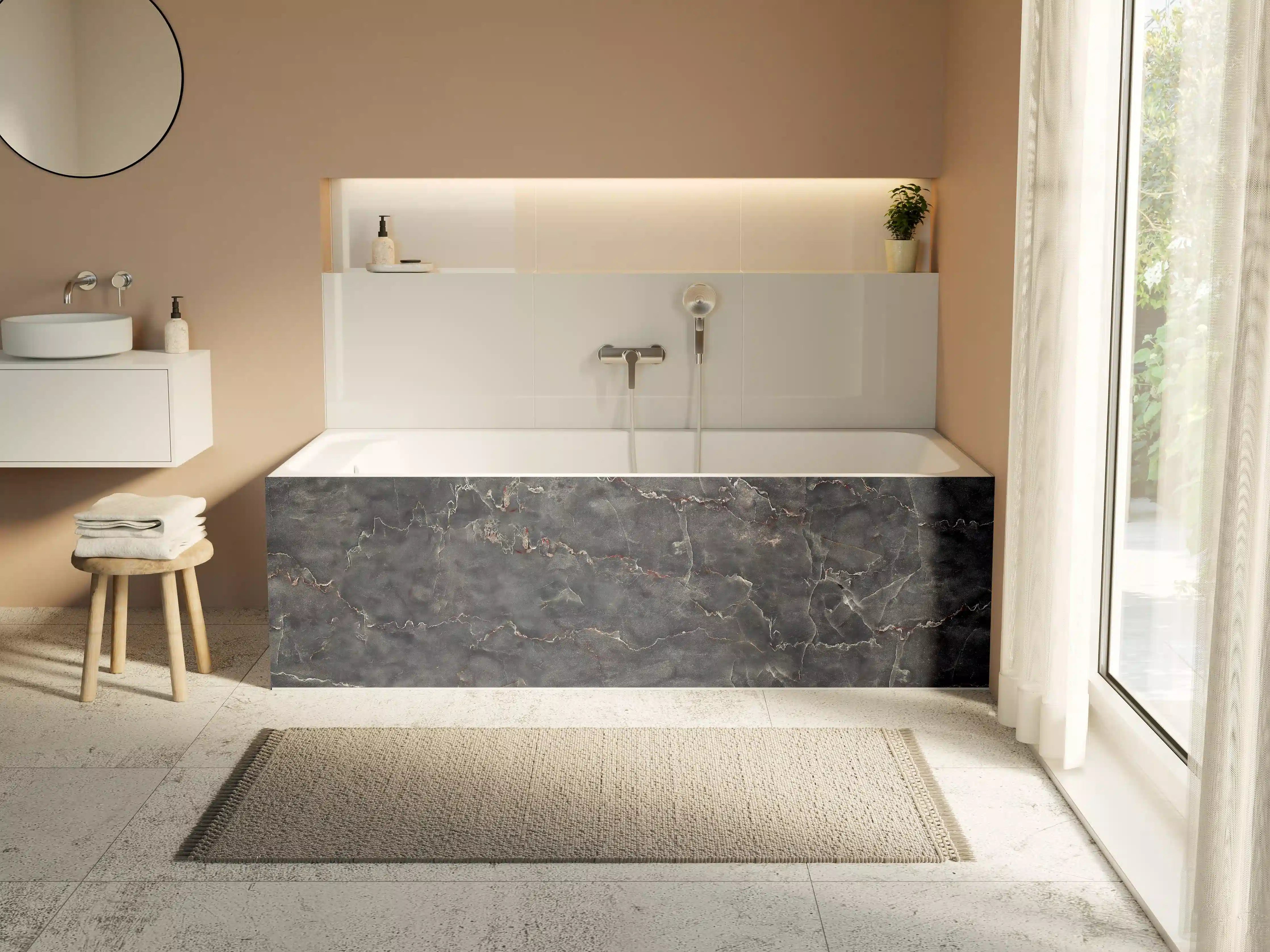 Badewannen-Rückwand - Polierter Onyxmarmor mit Adern