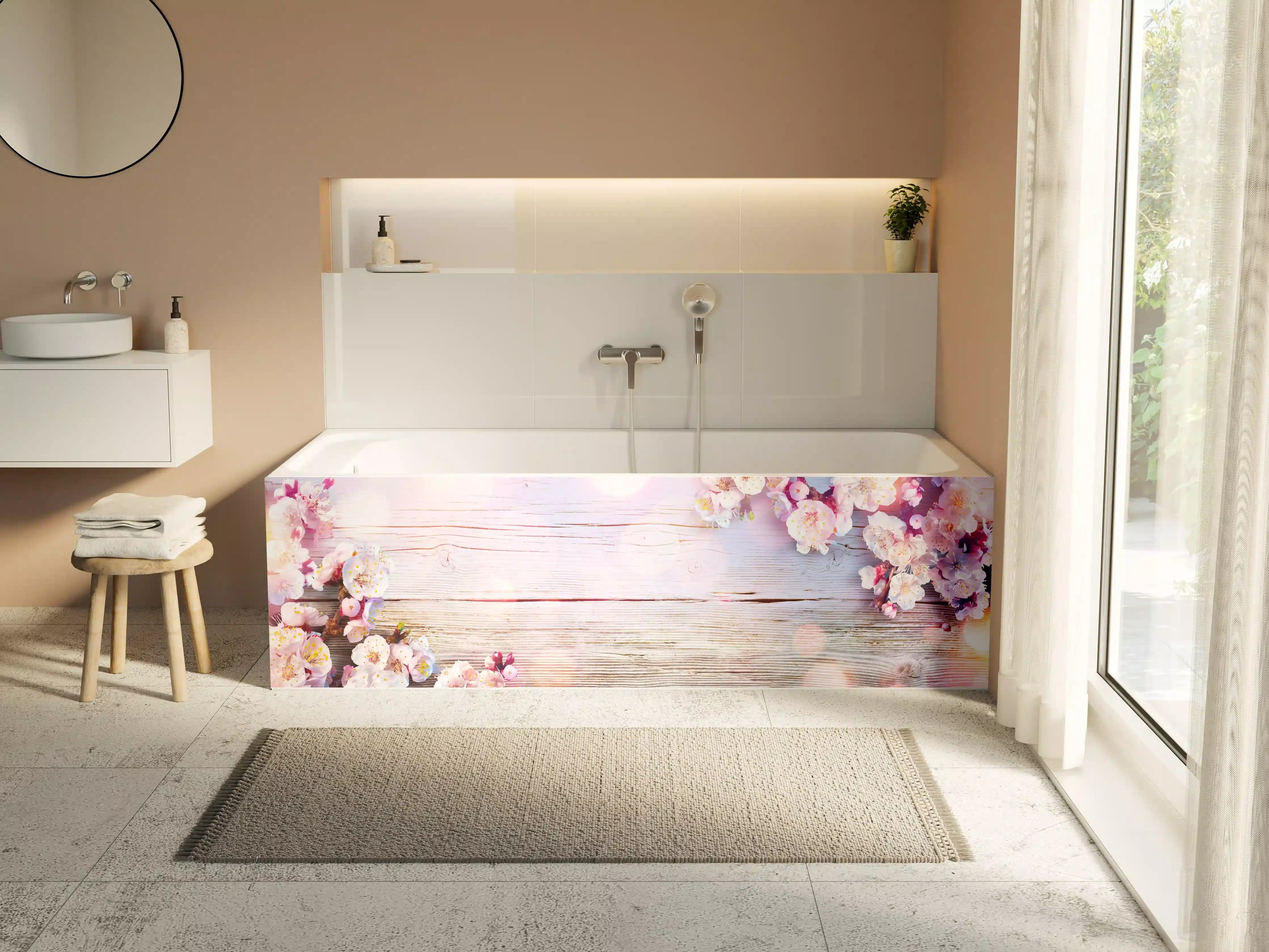 Badewannen-Rückwand - Rosa Blüten auf Holzplatte