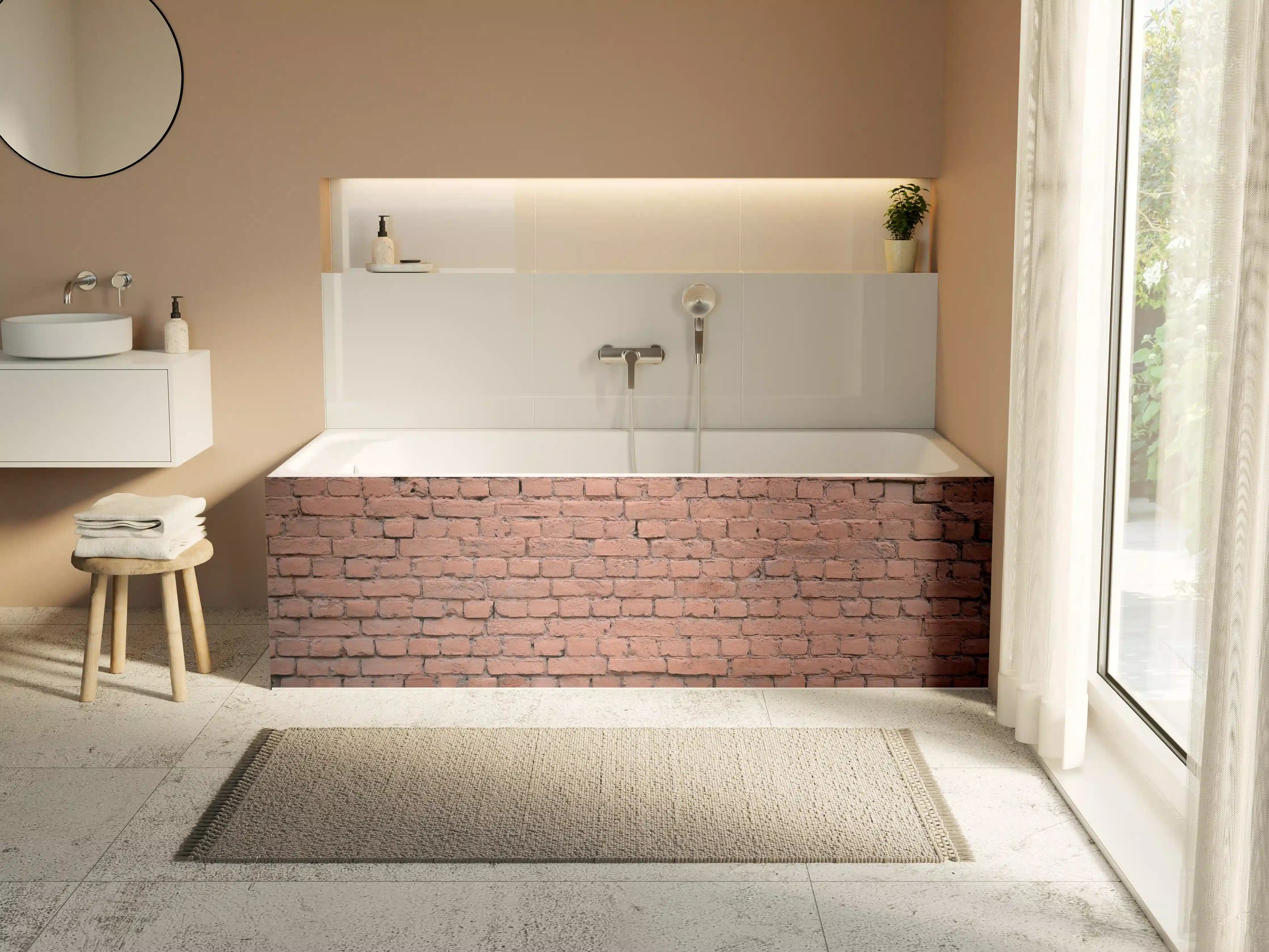 Badewannen-Rückwand - Rosafarbige Ziegelwandoberfläche