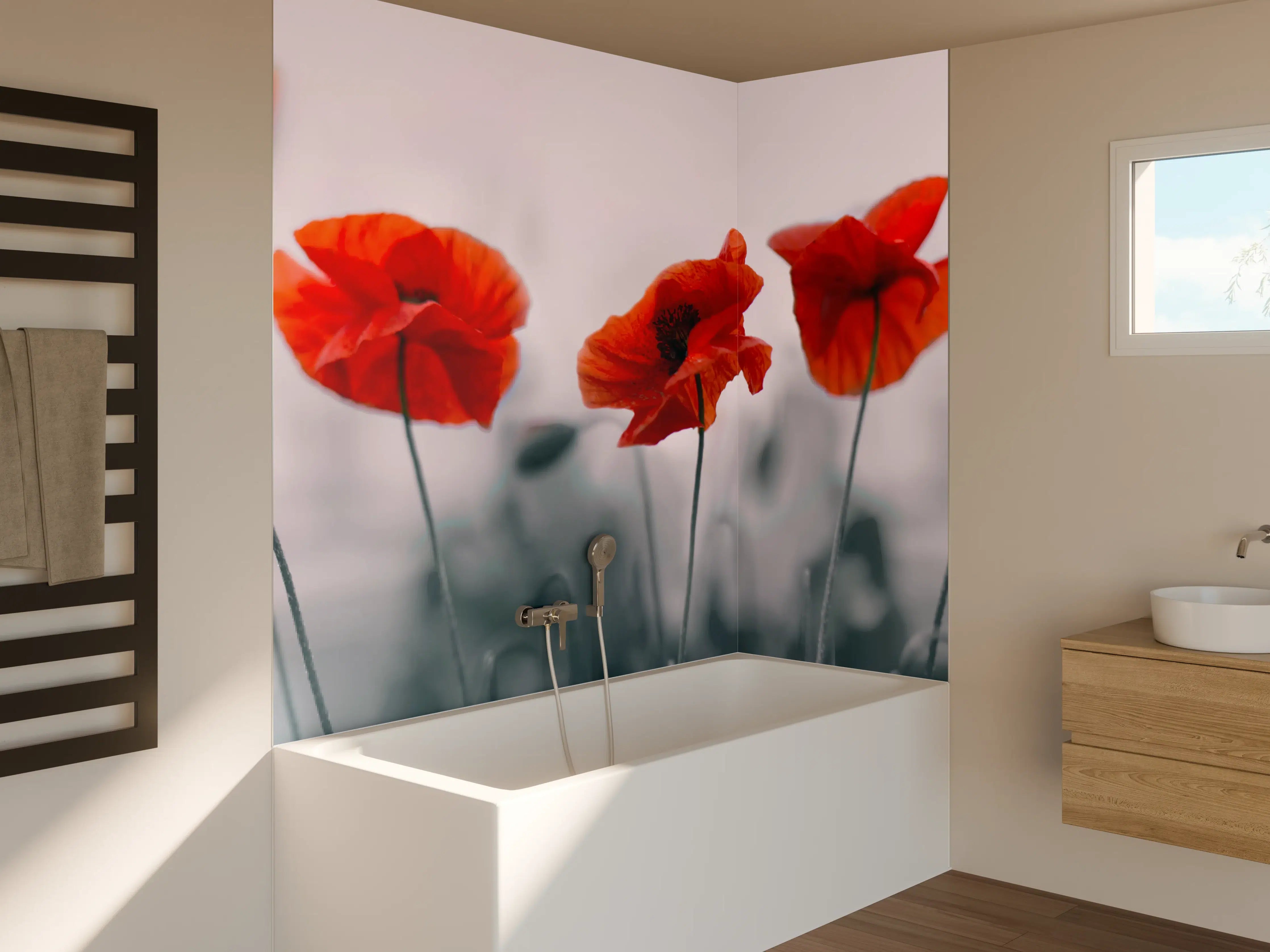 Badewannen-Rückwand - Roter Mohn auf hellem Hintergrund