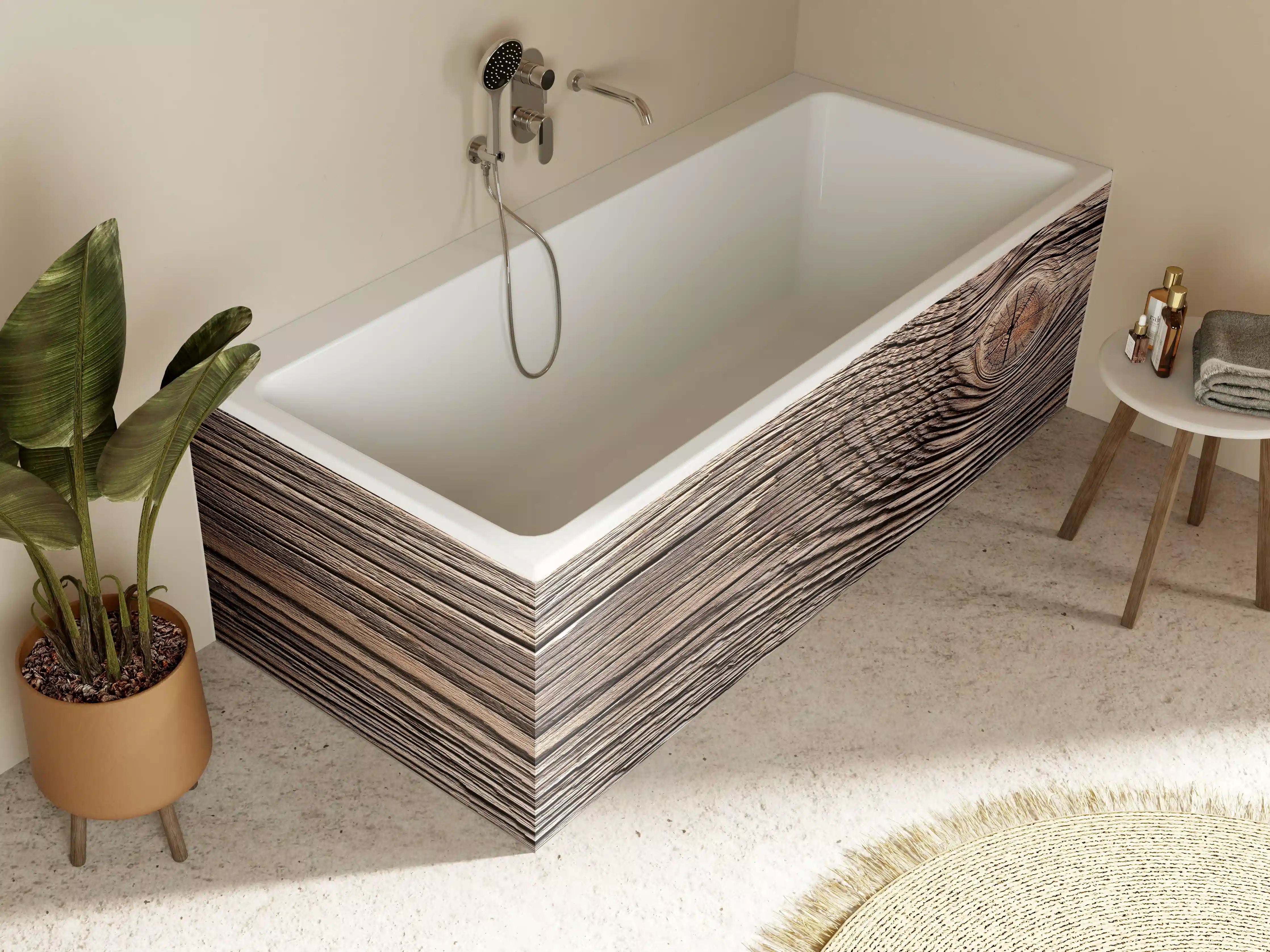 Badewannen-Rückwand - Rustikales Holzdetail mit natürlicher Maserung